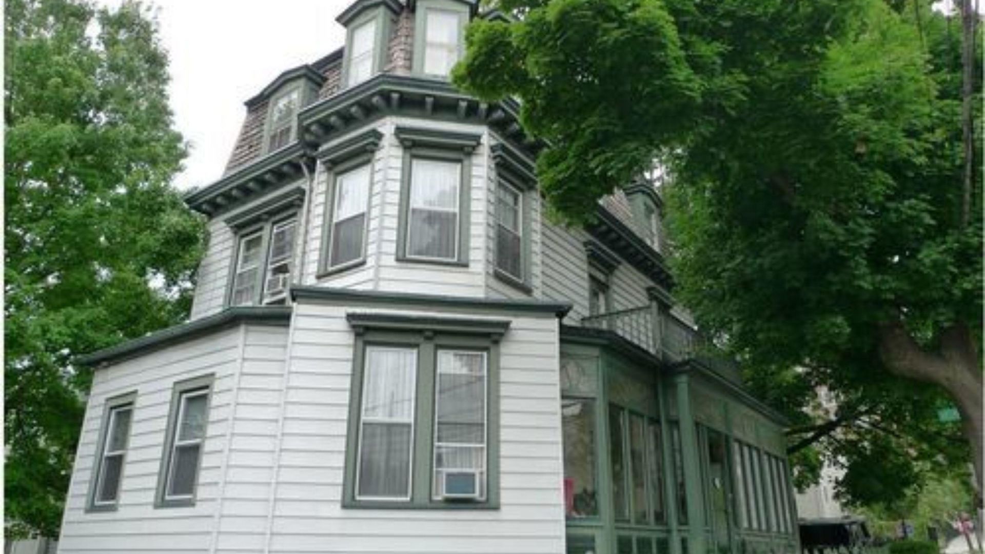 Pl And Gallery Bed & Breakfast New York