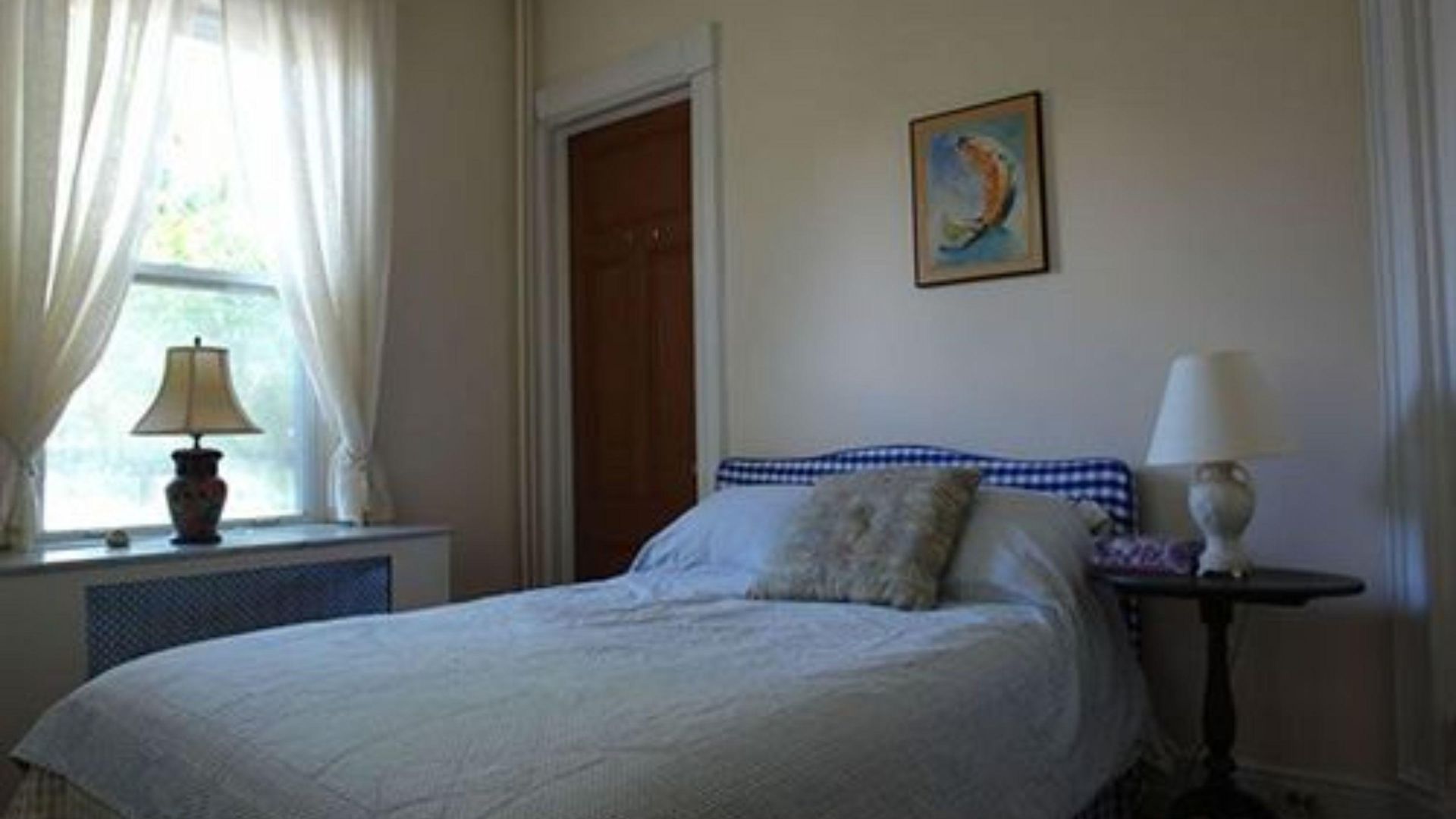 Pl And Gallery Bed & Breakfast 4*