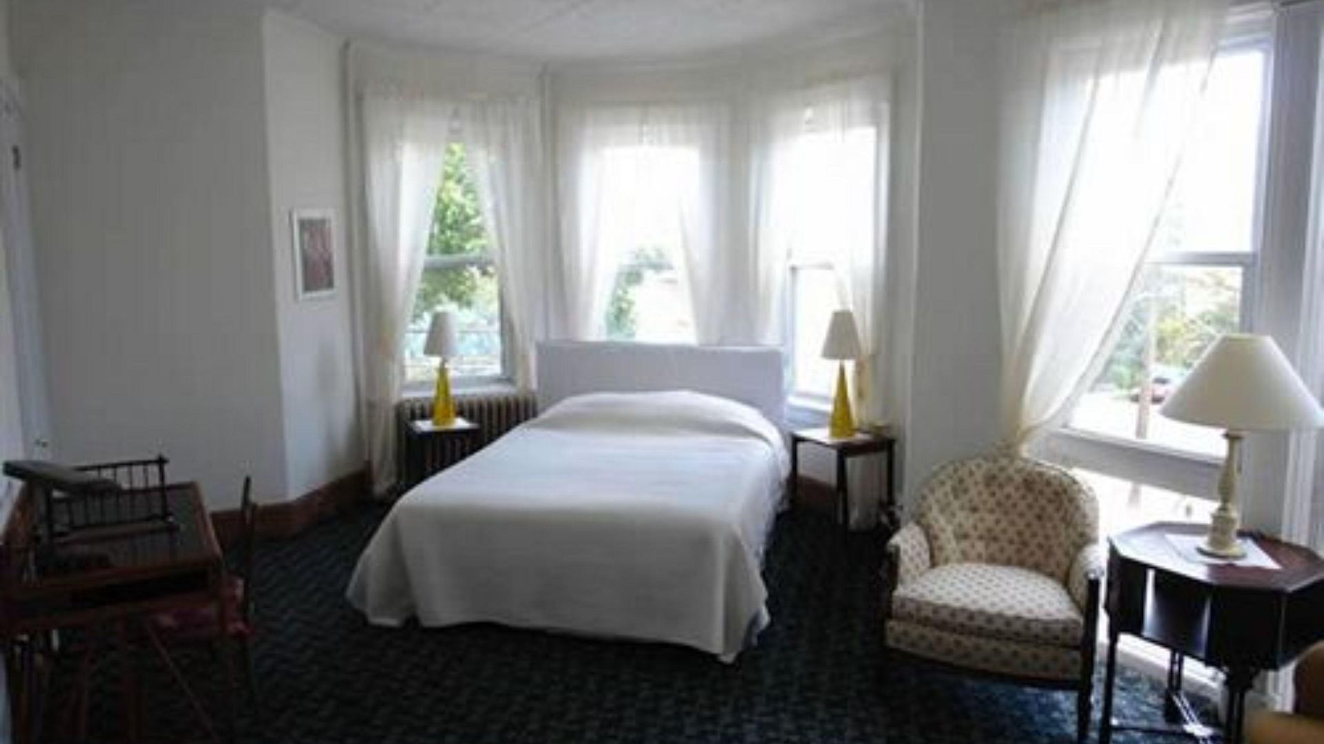 Bed & Breakfast Pl And Gallery