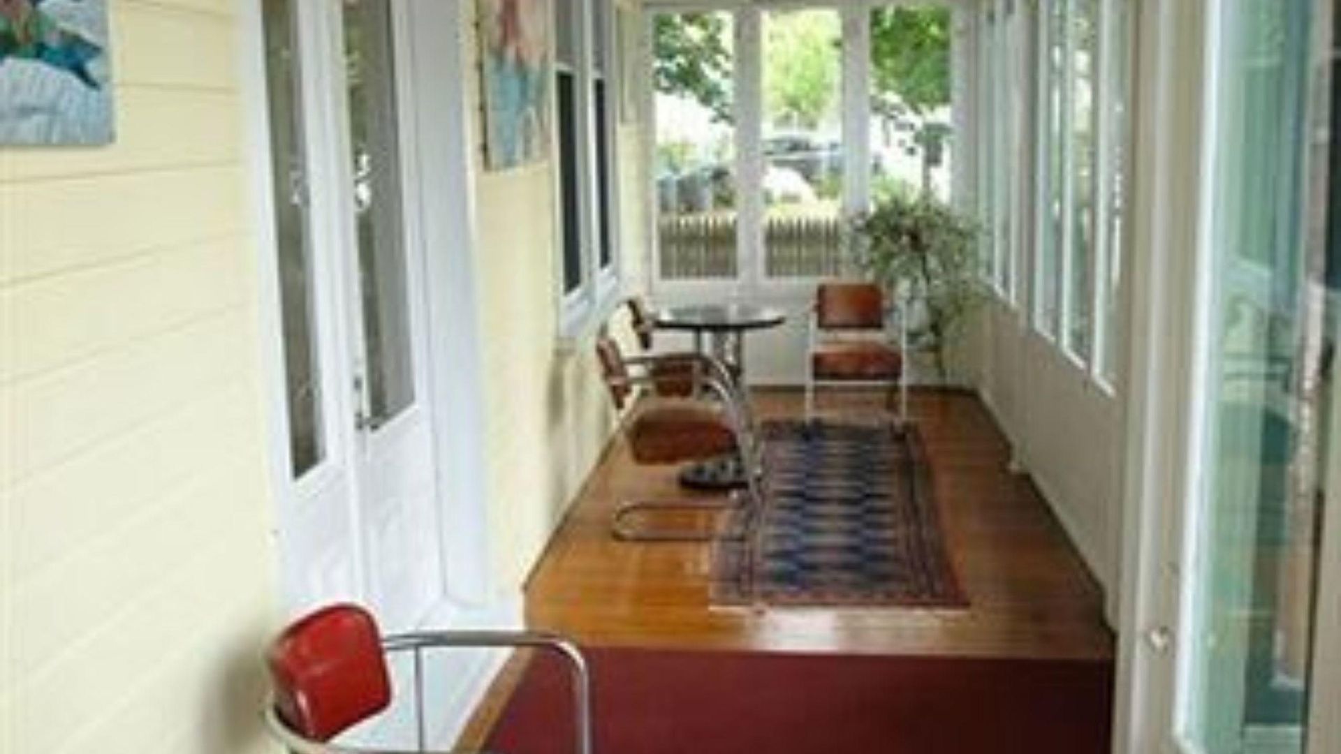 Pl And Gallery Bed & Breakfast