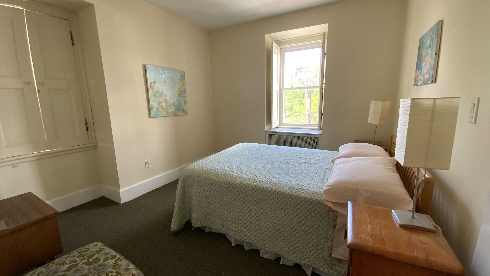 Pl And Gallery Bed & Breakfast