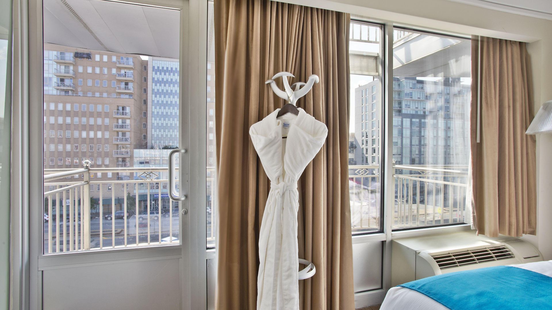 Hotel Le Bleu 3*