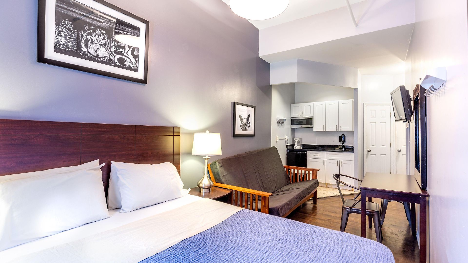 309 Hotel 2*