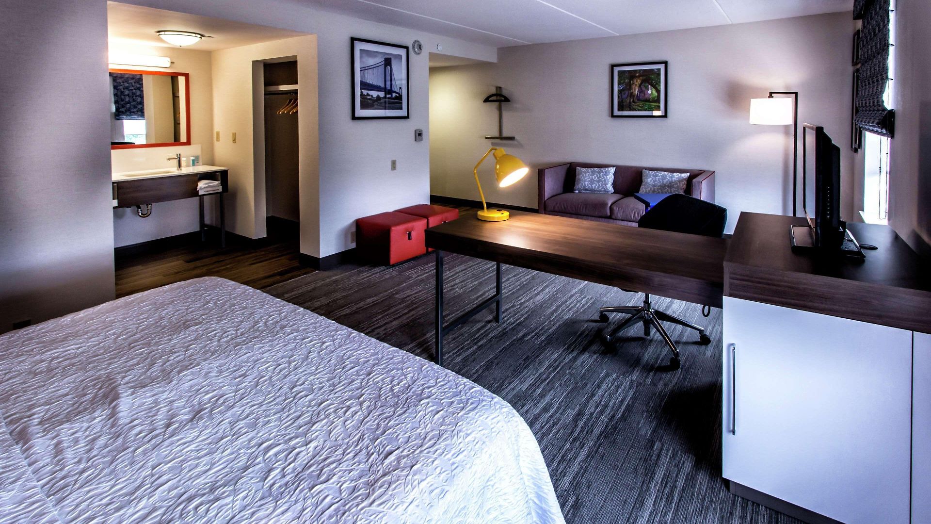 Hampton & Staten Island 3*