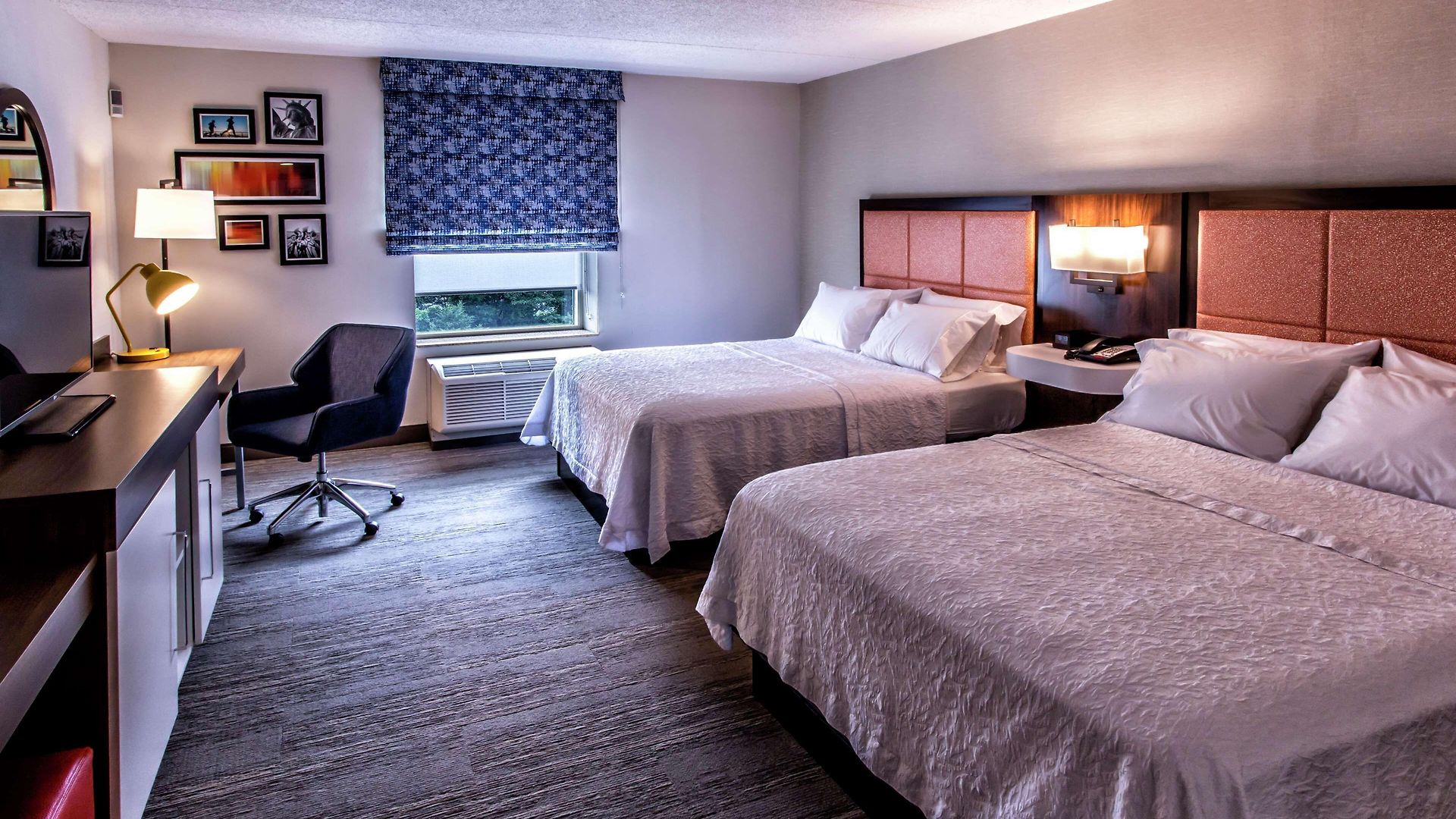 Hampton & Staten Island Hotel