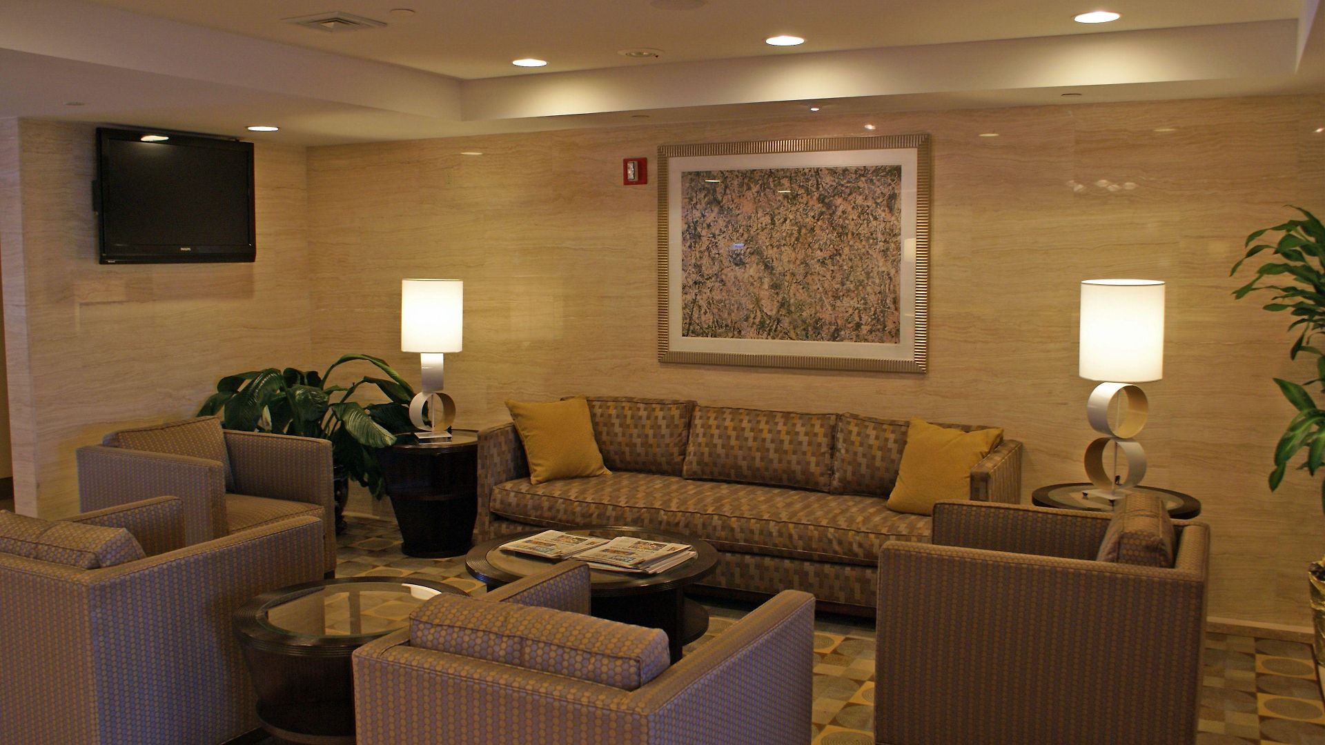 Express Maspeth By Ihg New York
