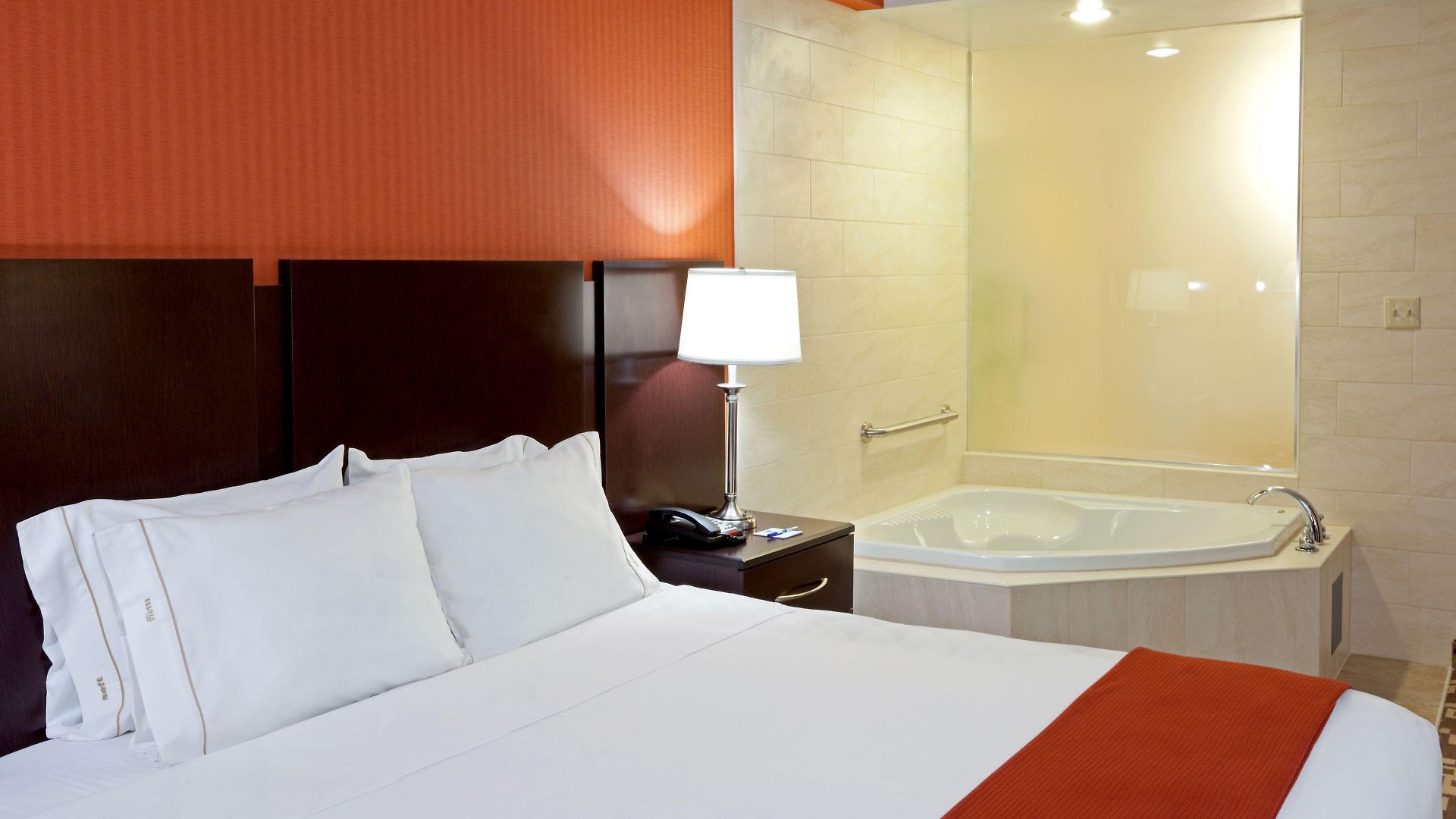 Express Maspeth By Ihg 2* New York