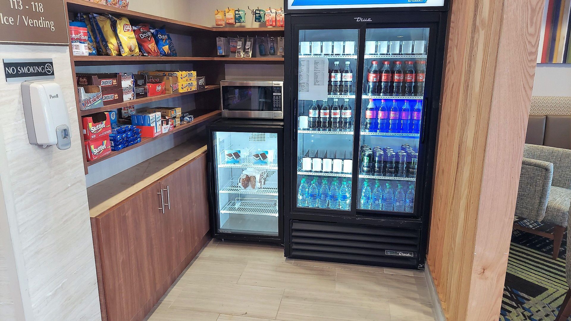 Express Maspeth By Ihg 2*