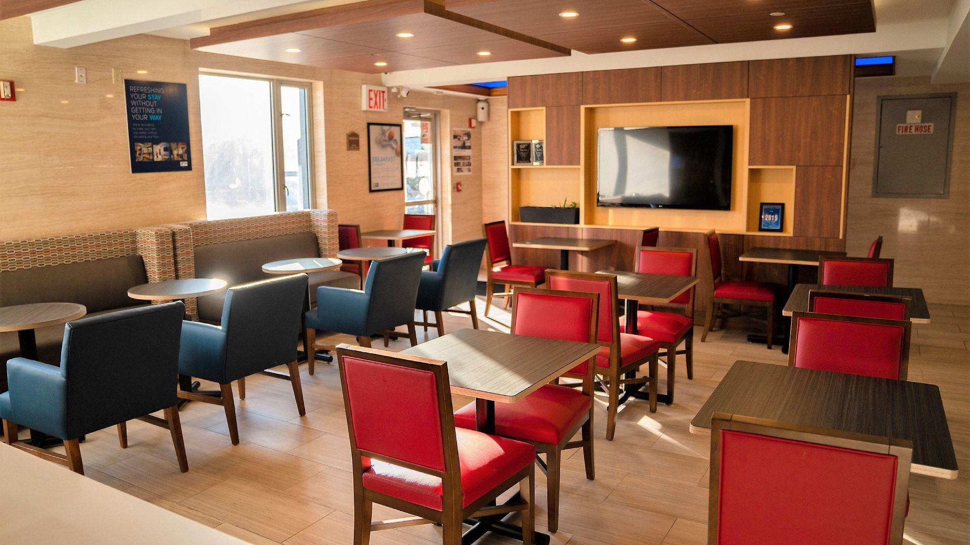 Express Maspeth By Ihg Hotel New York
