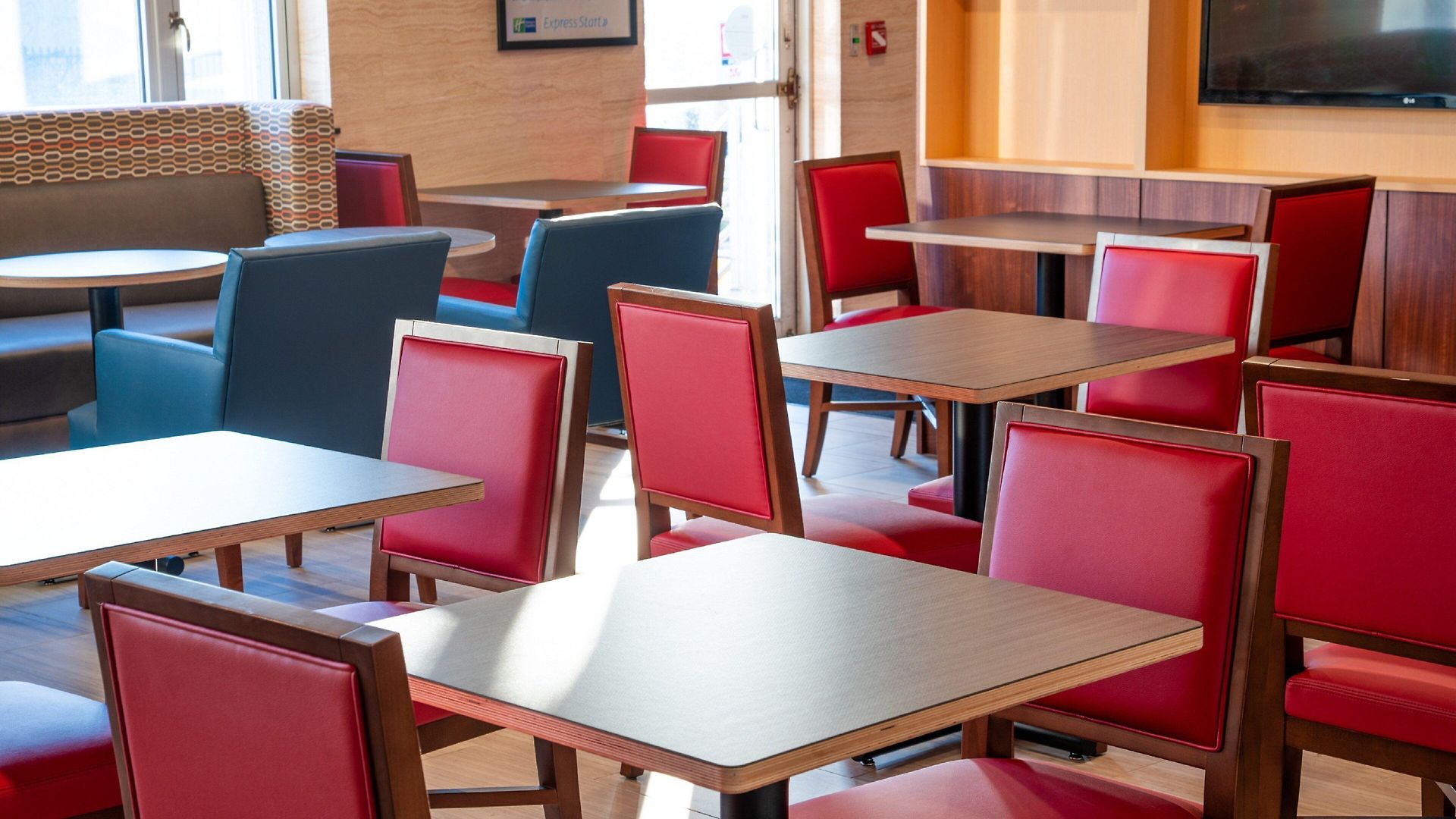 Express Maspeth By Ihg Hotel New York
