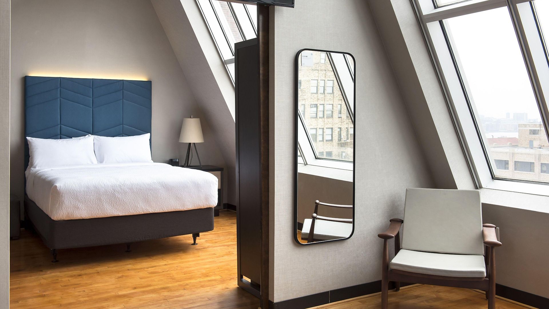 Hotel Four Points By Sheraton Manhattan Soho Village 3*