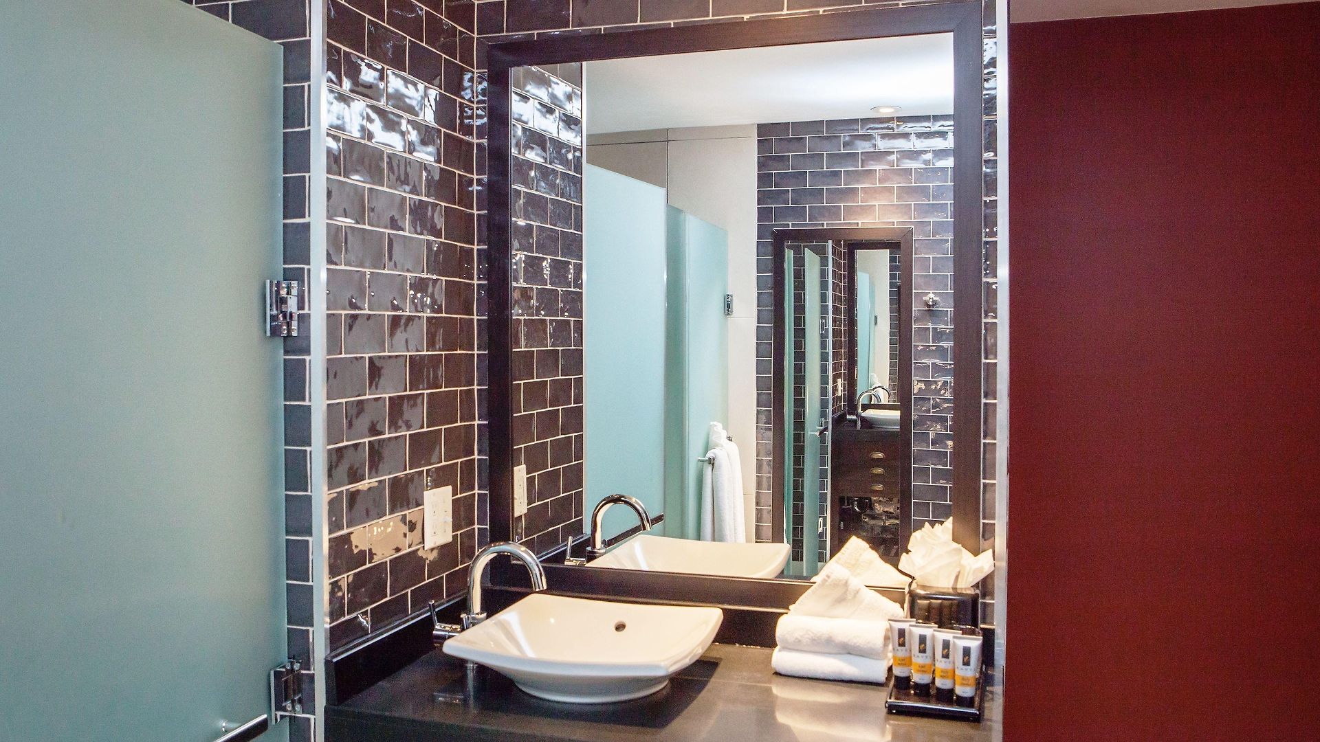 Ravel Trademark Collection By Wyndham Hotel New York