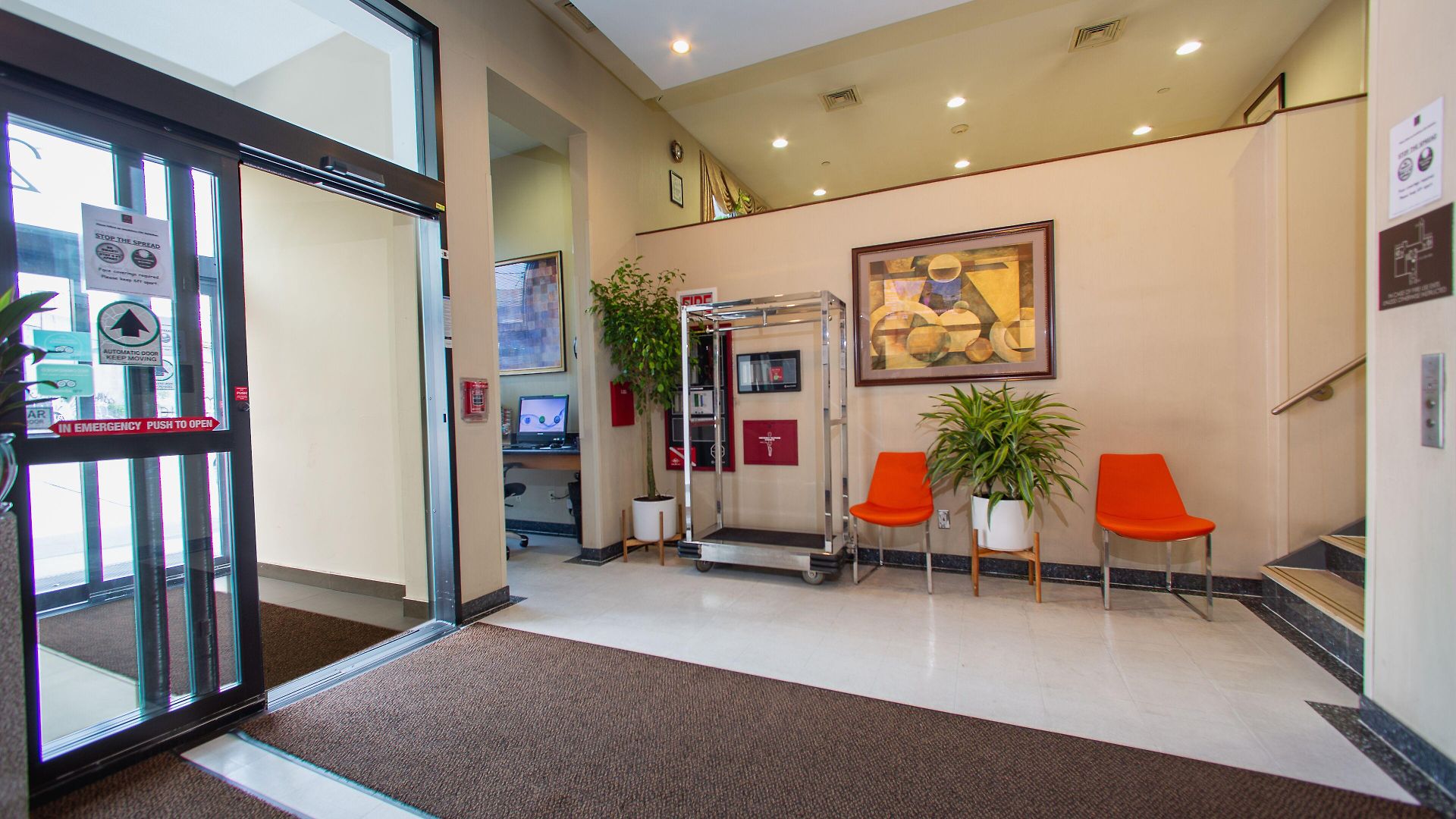 Le Jolie Hotel