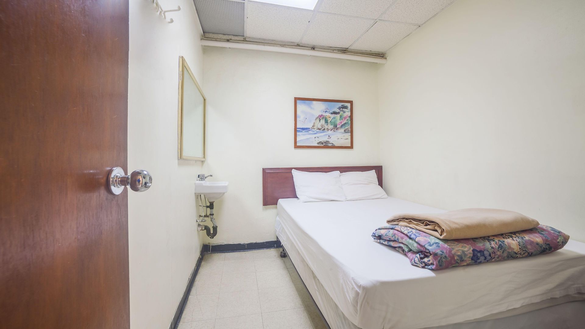 World Hostel *