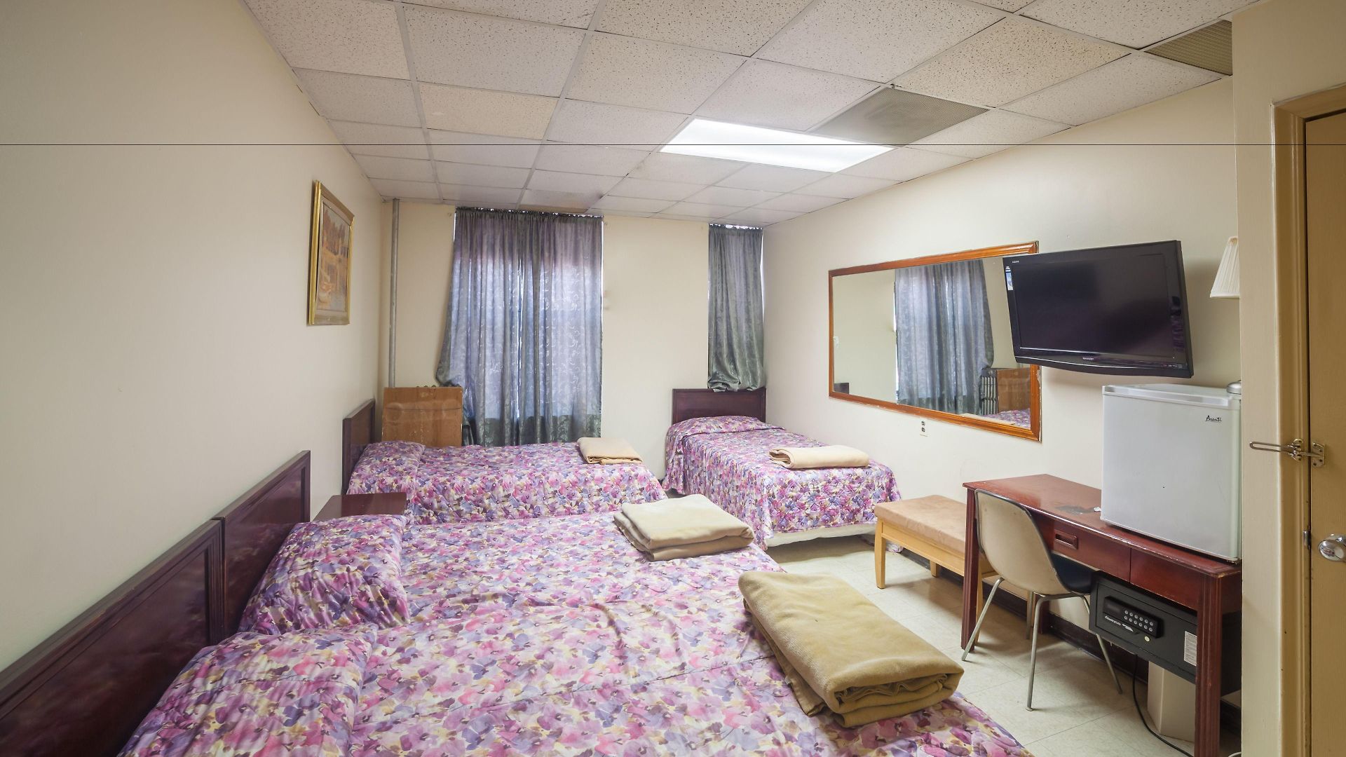 Hostel World *