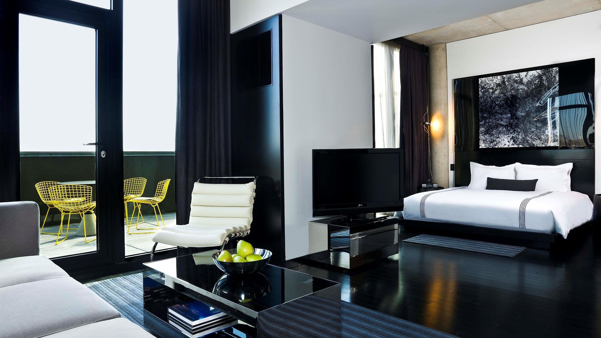 Sixty Les Hotel 4*