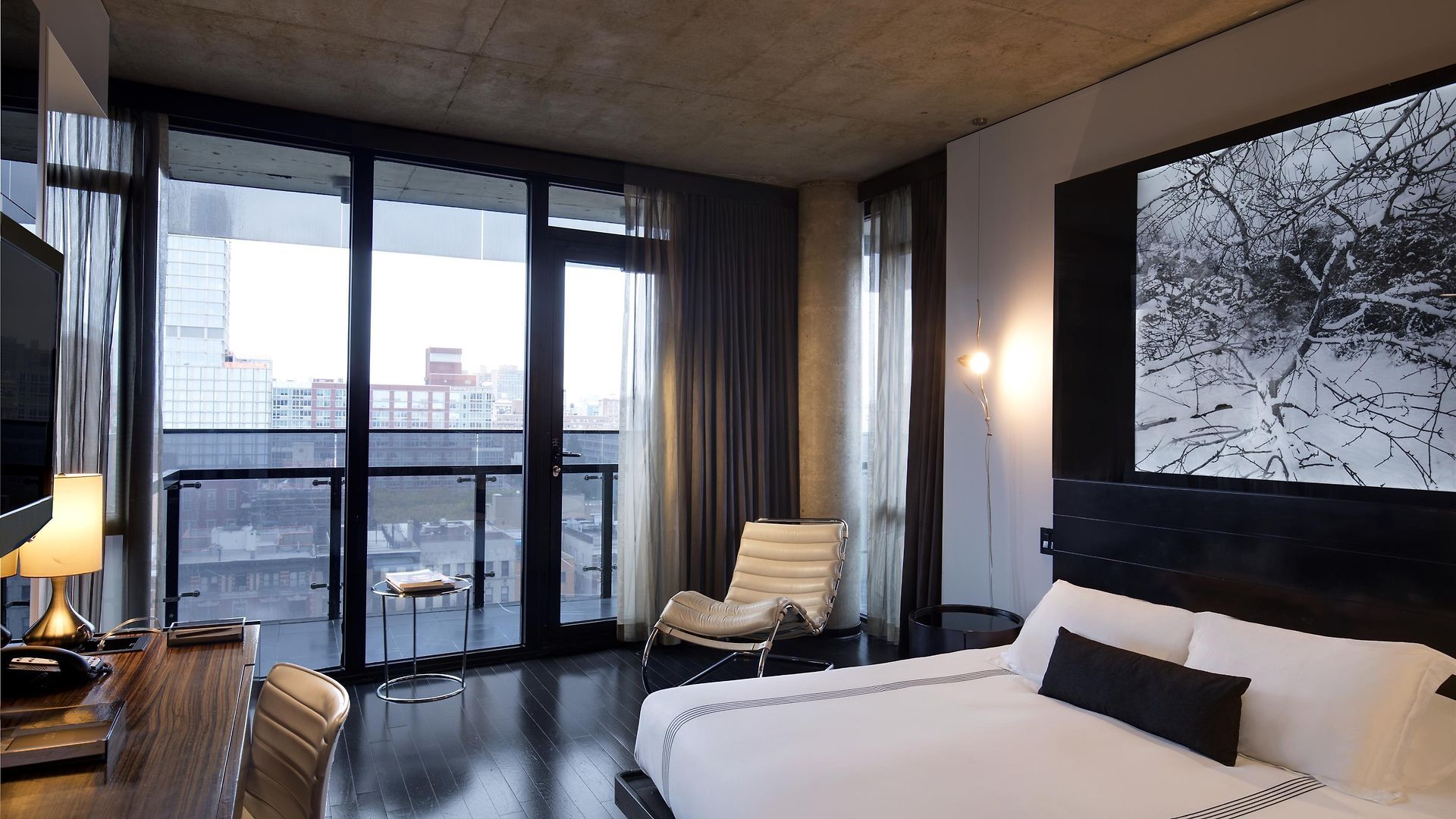 Sixty Les Hotel 4*