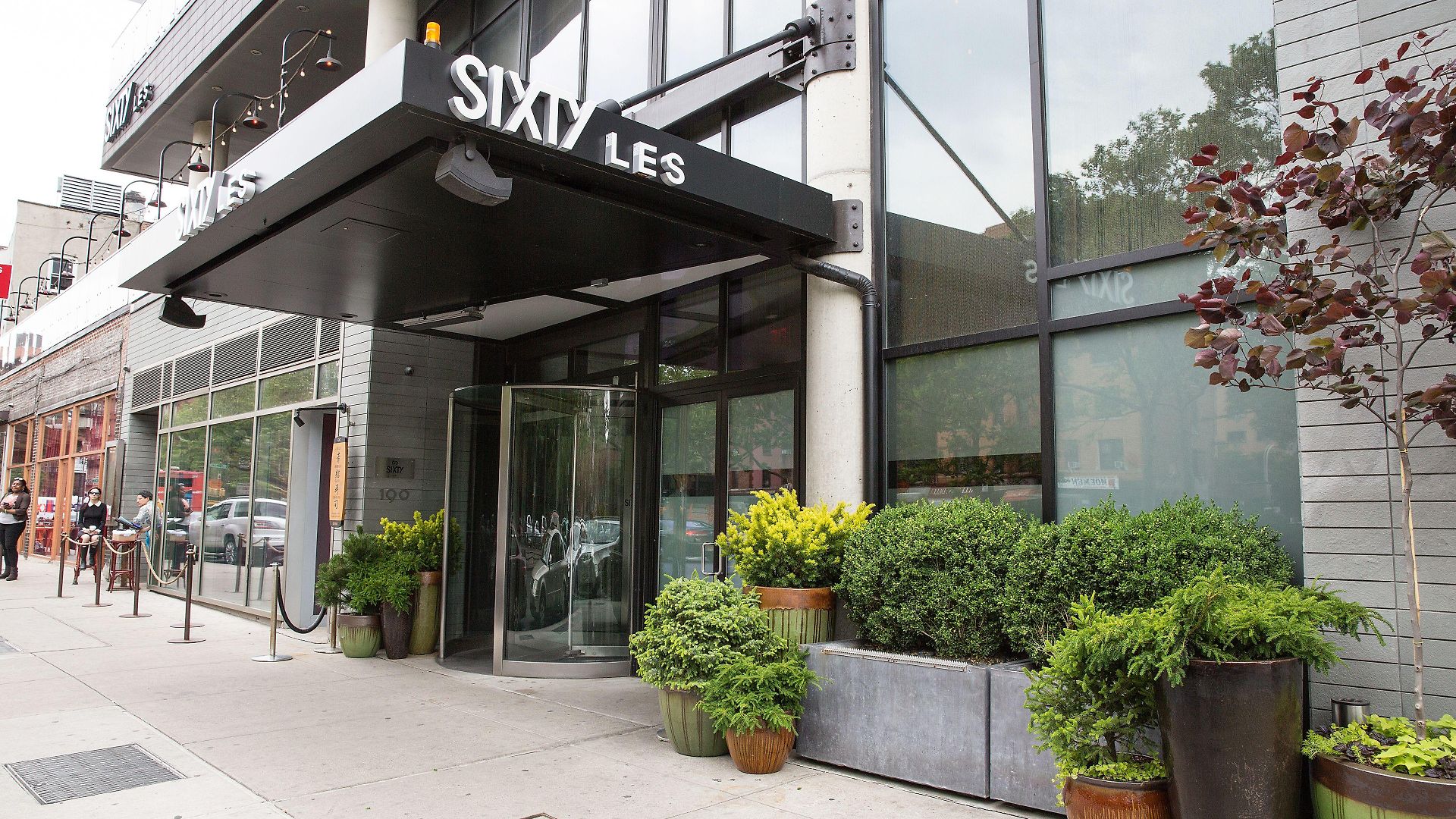 Sixty Les Hotel
