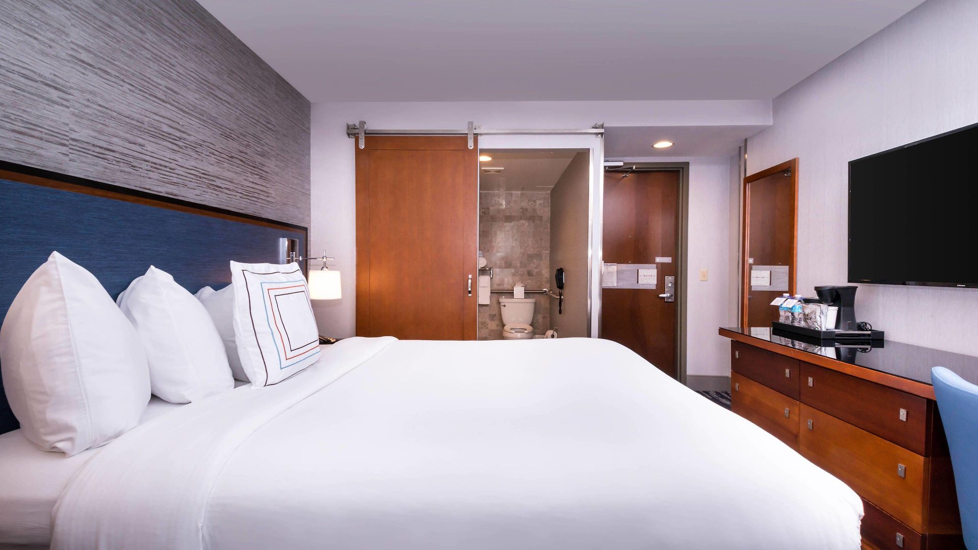 Hotel Fairfield & By Marriott Manhattan/times Square South
