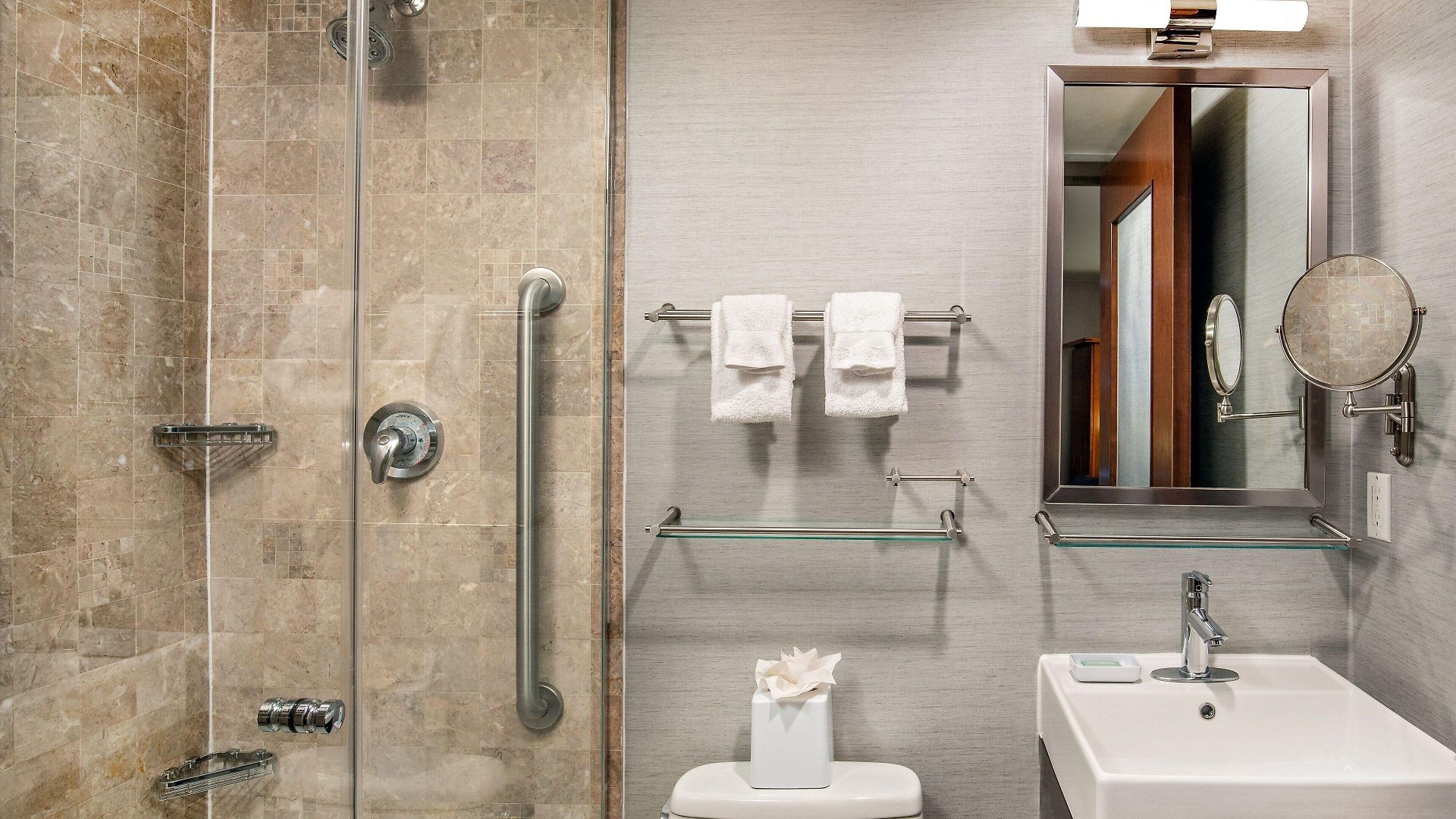 Hotel Fairfield & By Marriott Manhattan/times Square South
