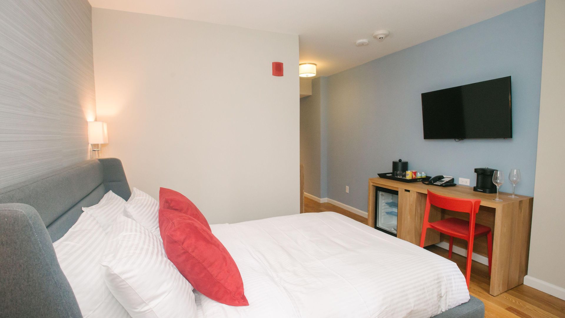 32 32 Hotel New York