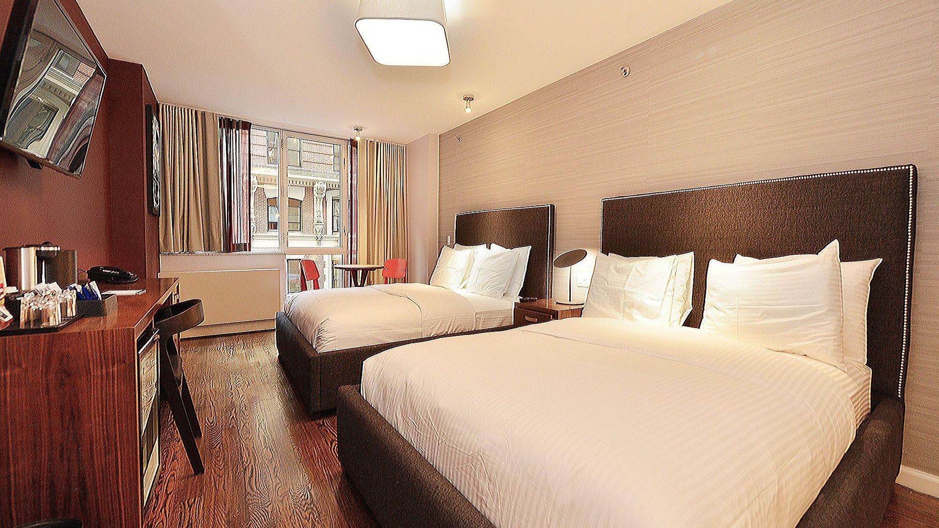 32 32 Hotel 4*