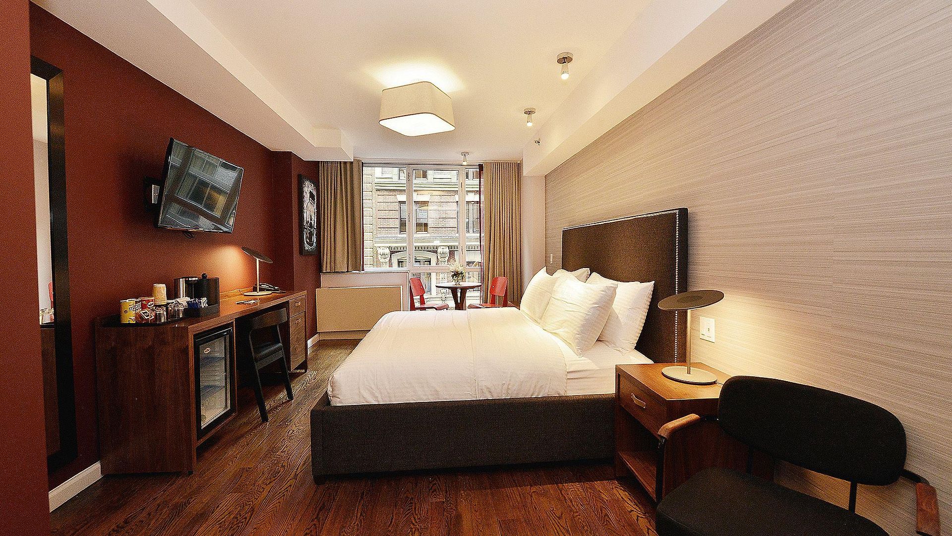 32 32 Hotel