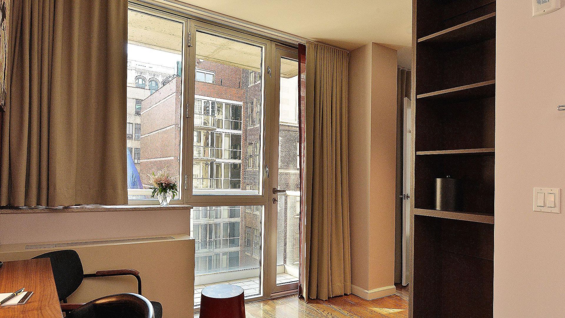 32 32 Hotel 4*
