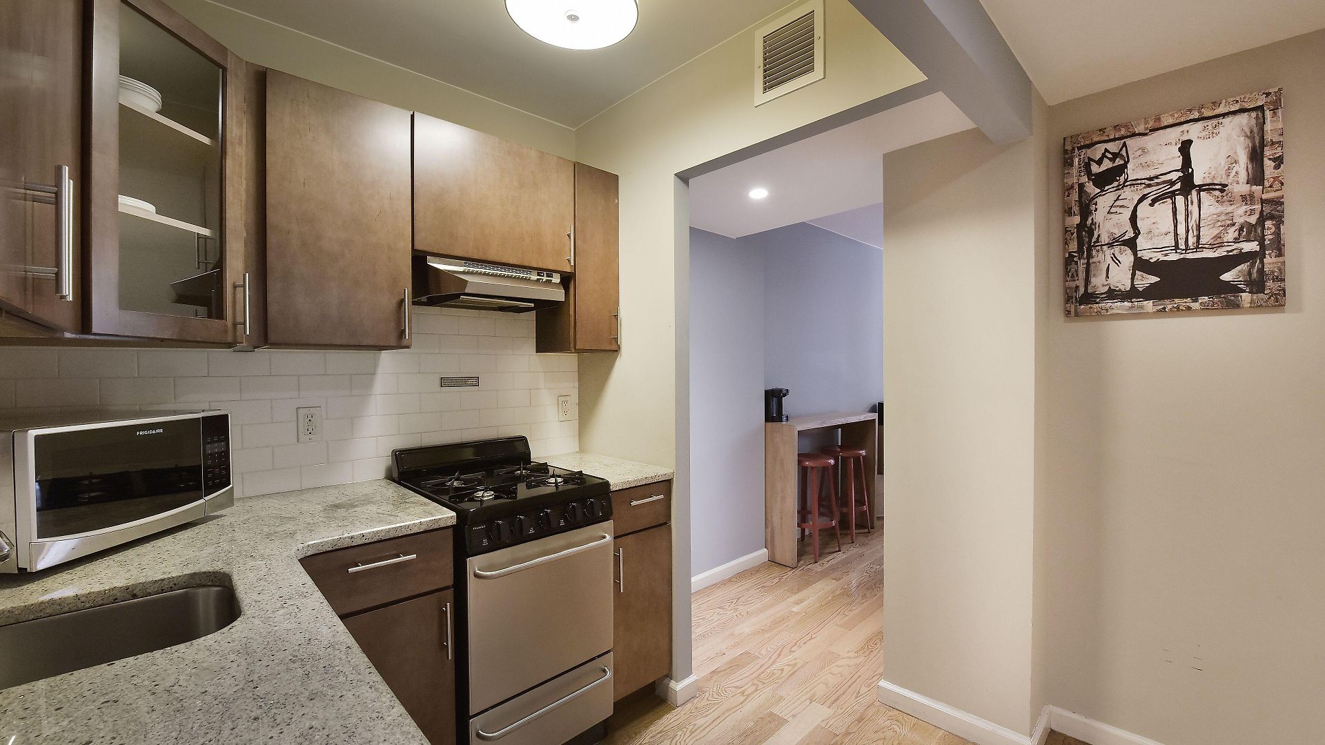 32 32 New York