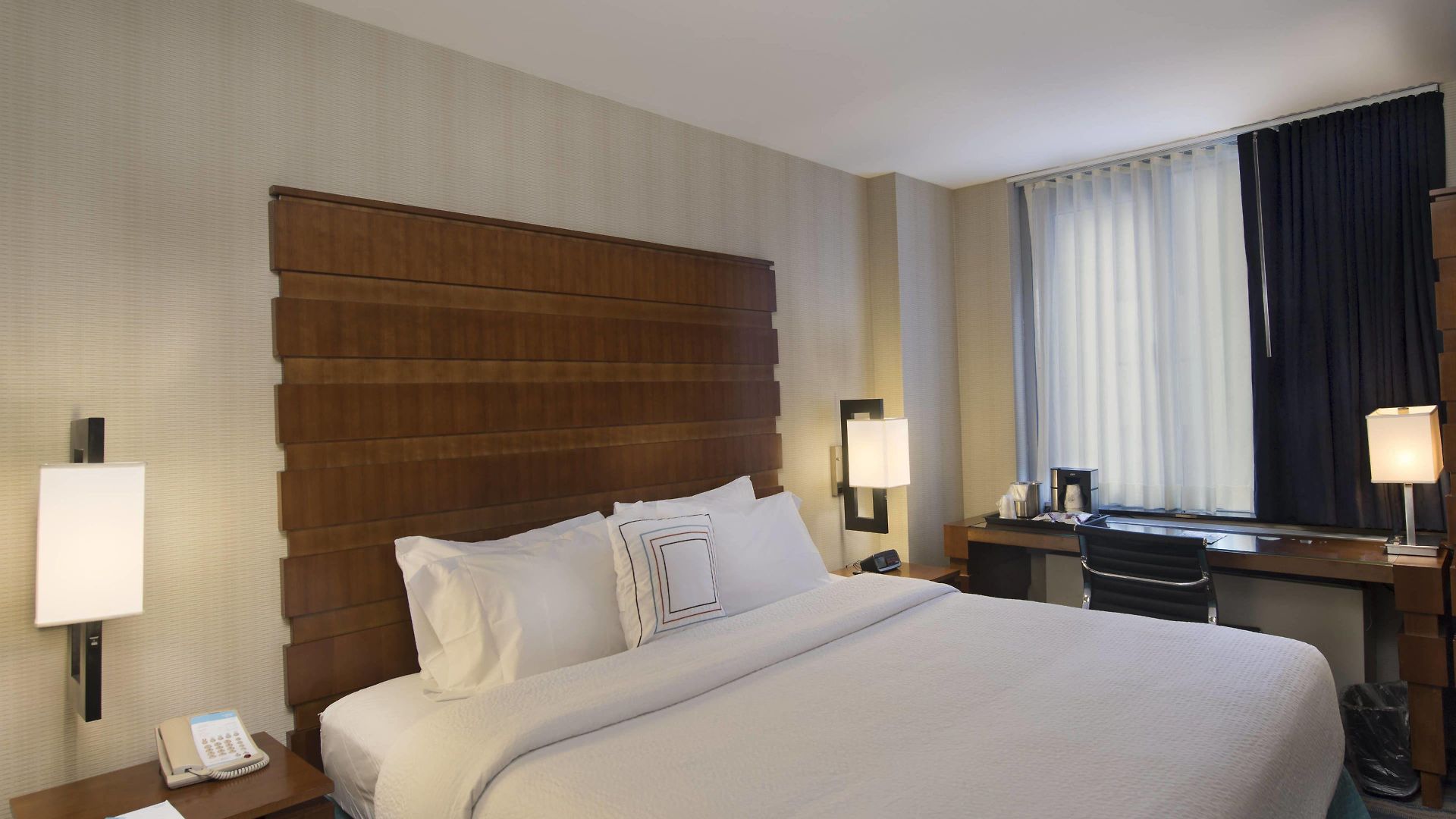 Fairfield & By Marriott Manhattan/fifth Avenue
