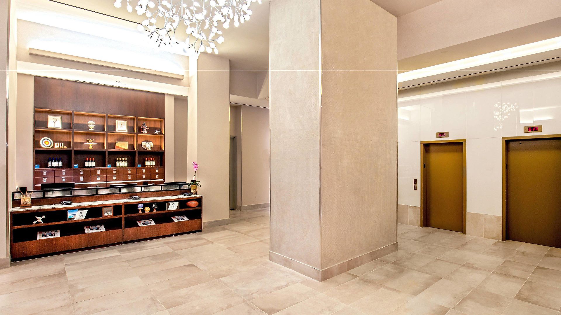 Four Points By Sheraton Midtown - Times Square Hotel