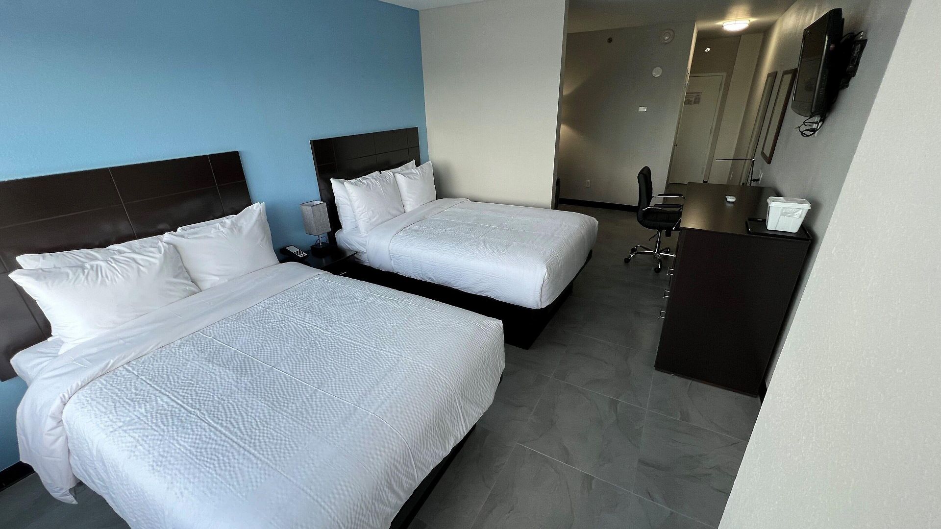 Travelodge By Wyndham Queens