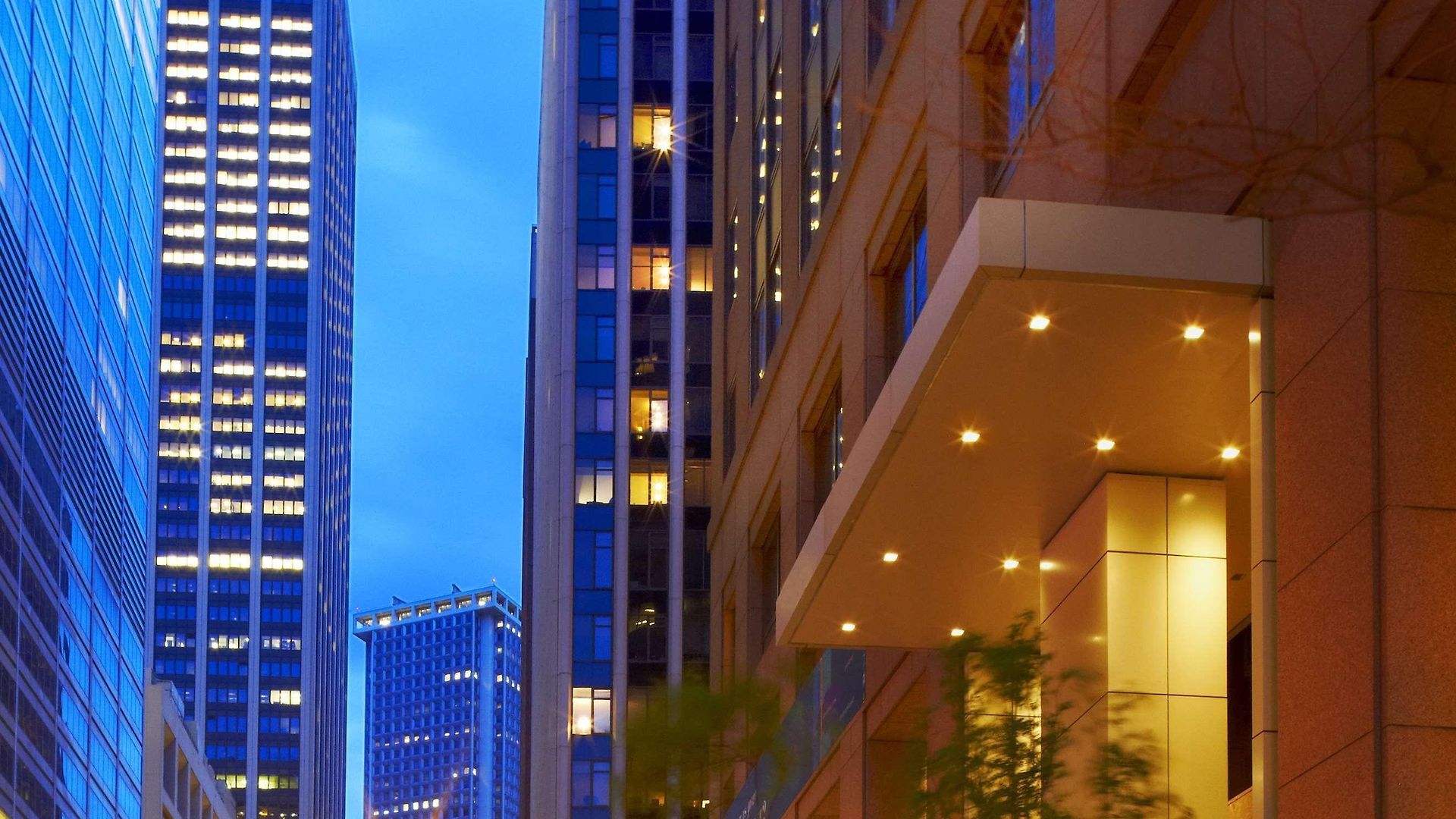 Hyatt Centric Street Hotel 4*