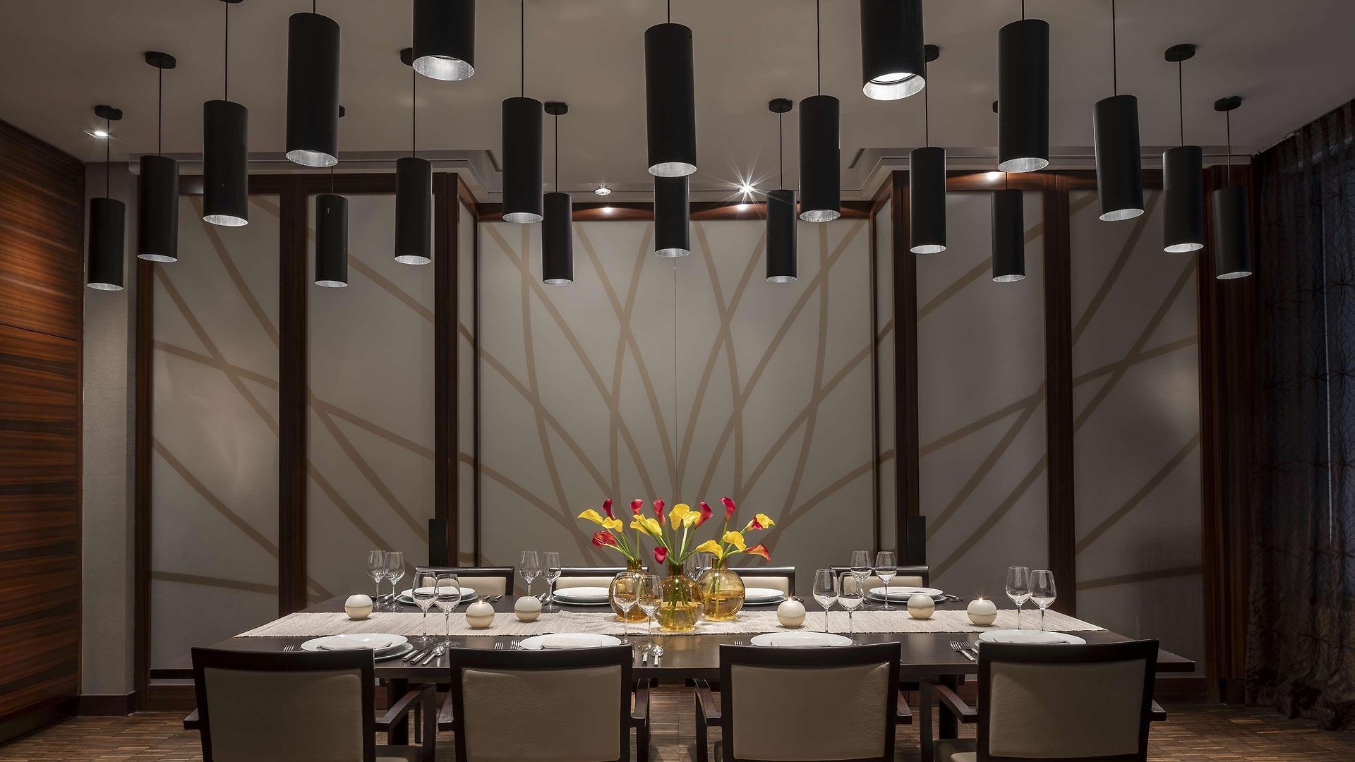 Hyatt Centric Street Hotel 4*