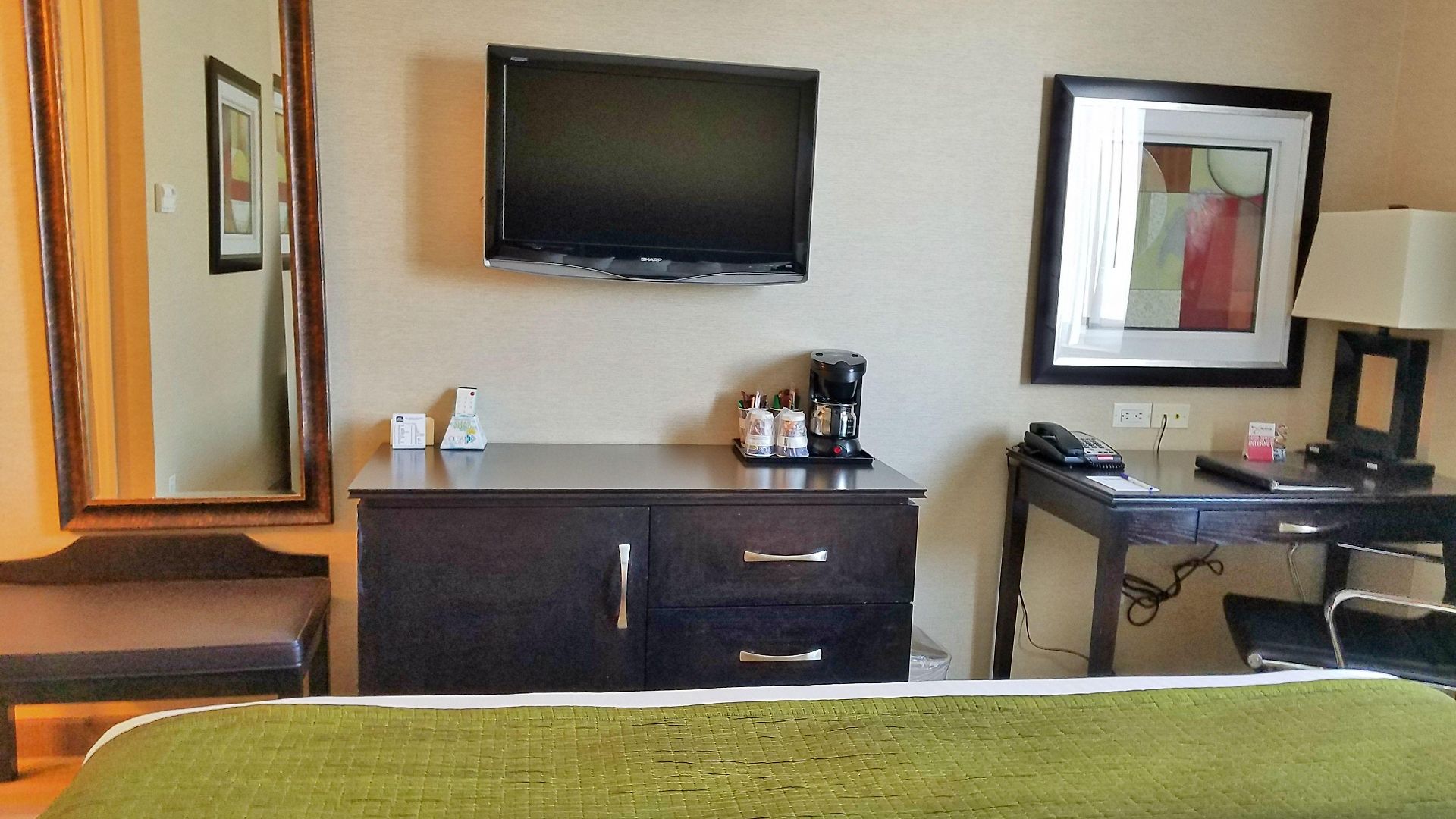 Western Plaza 3* New York