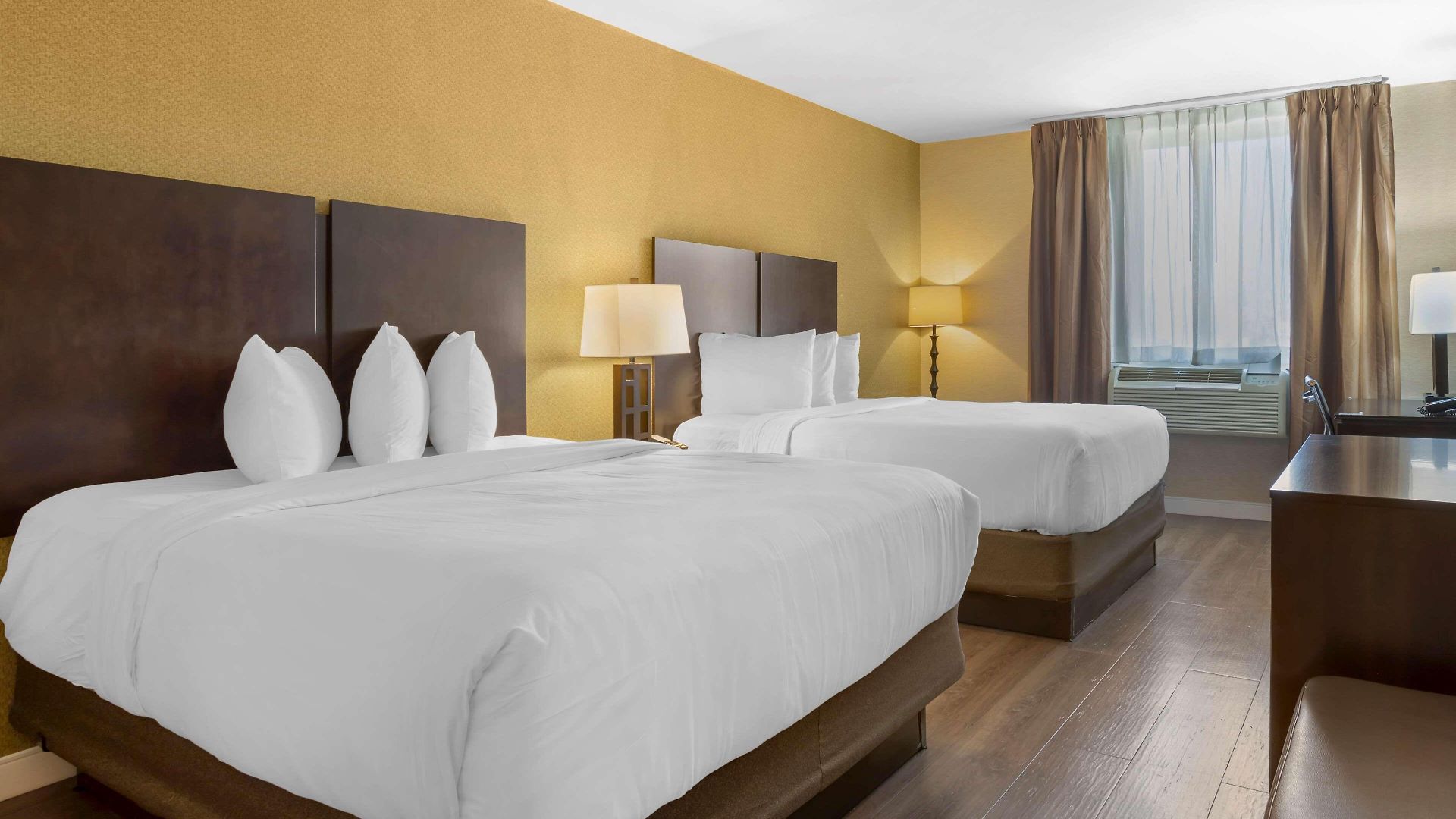Western Plaza Hotel
