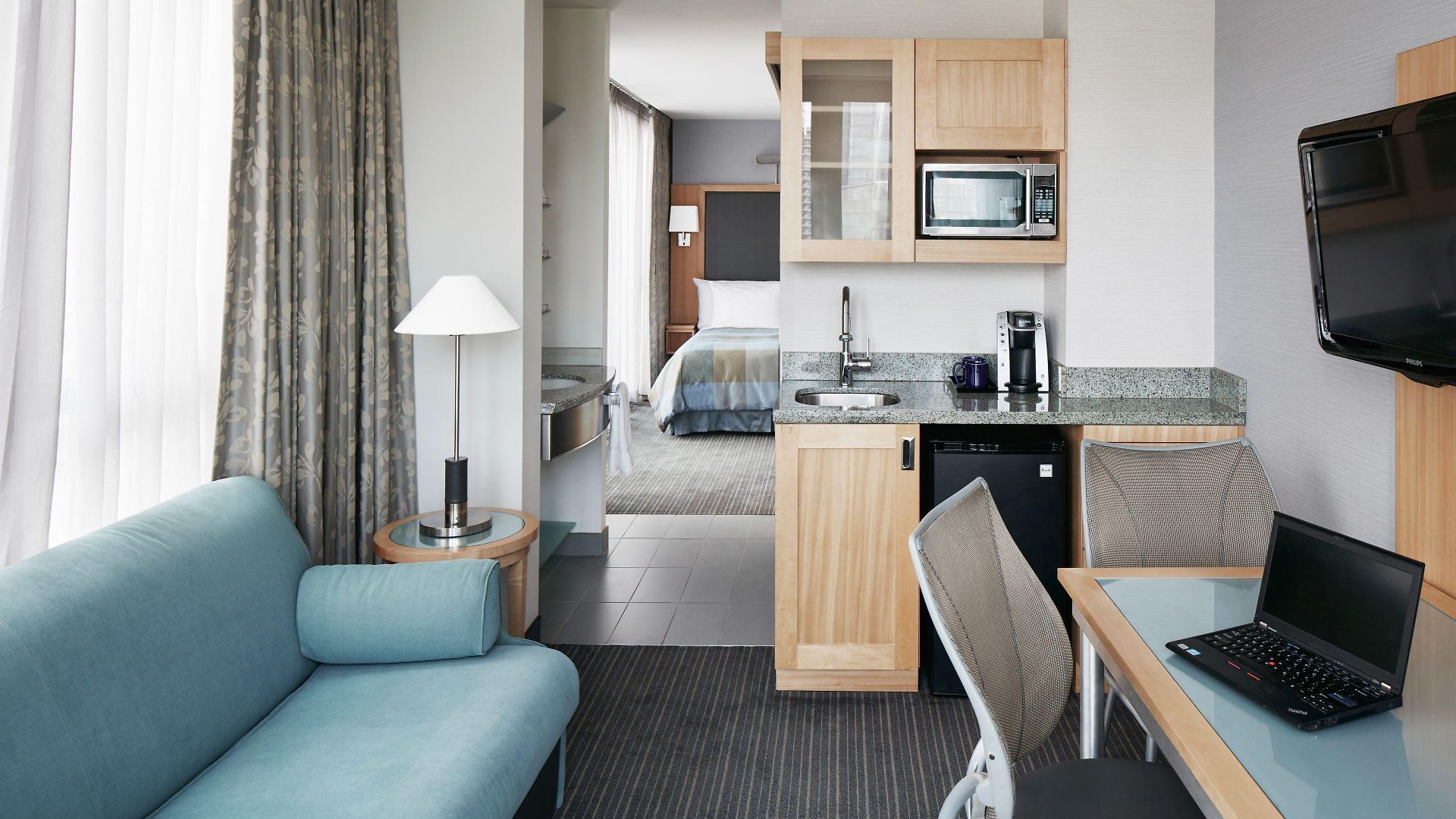 World Center Hotel