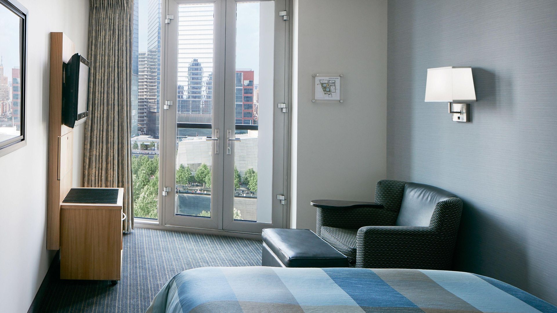 Hotel World Center