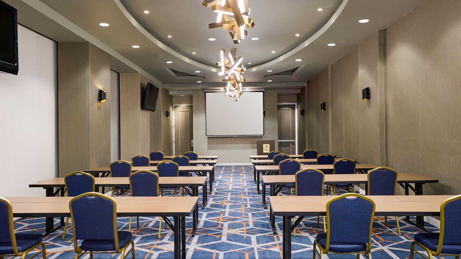 Sheraton Brooklyn Hotel 4*