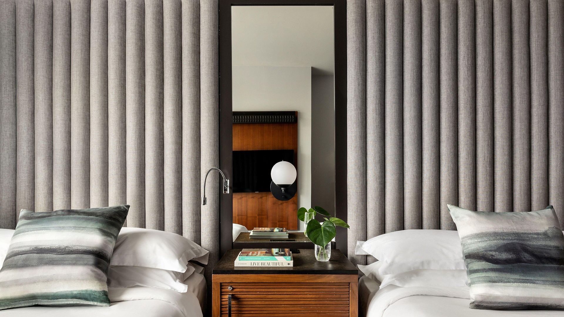 Kimpton Eventi By Ihg Hotel 5*