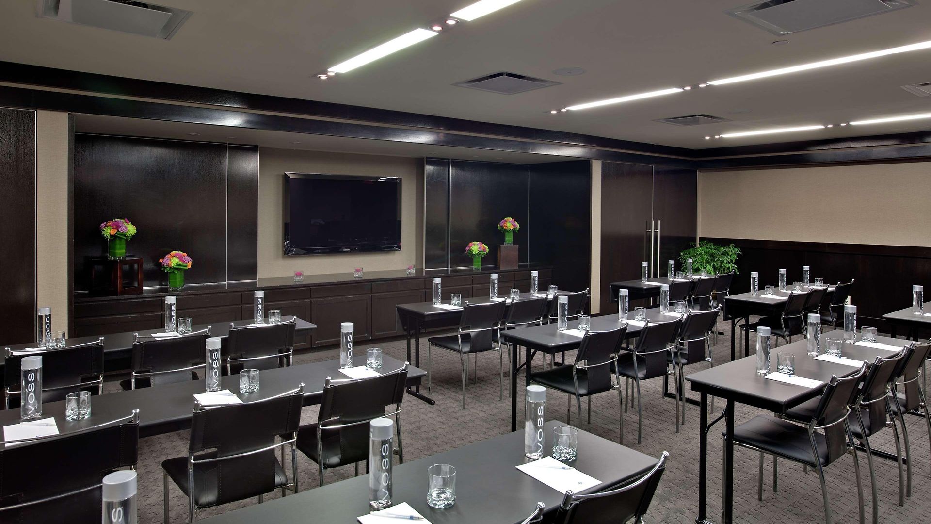 Hilton Fashion District Hotel 4*
