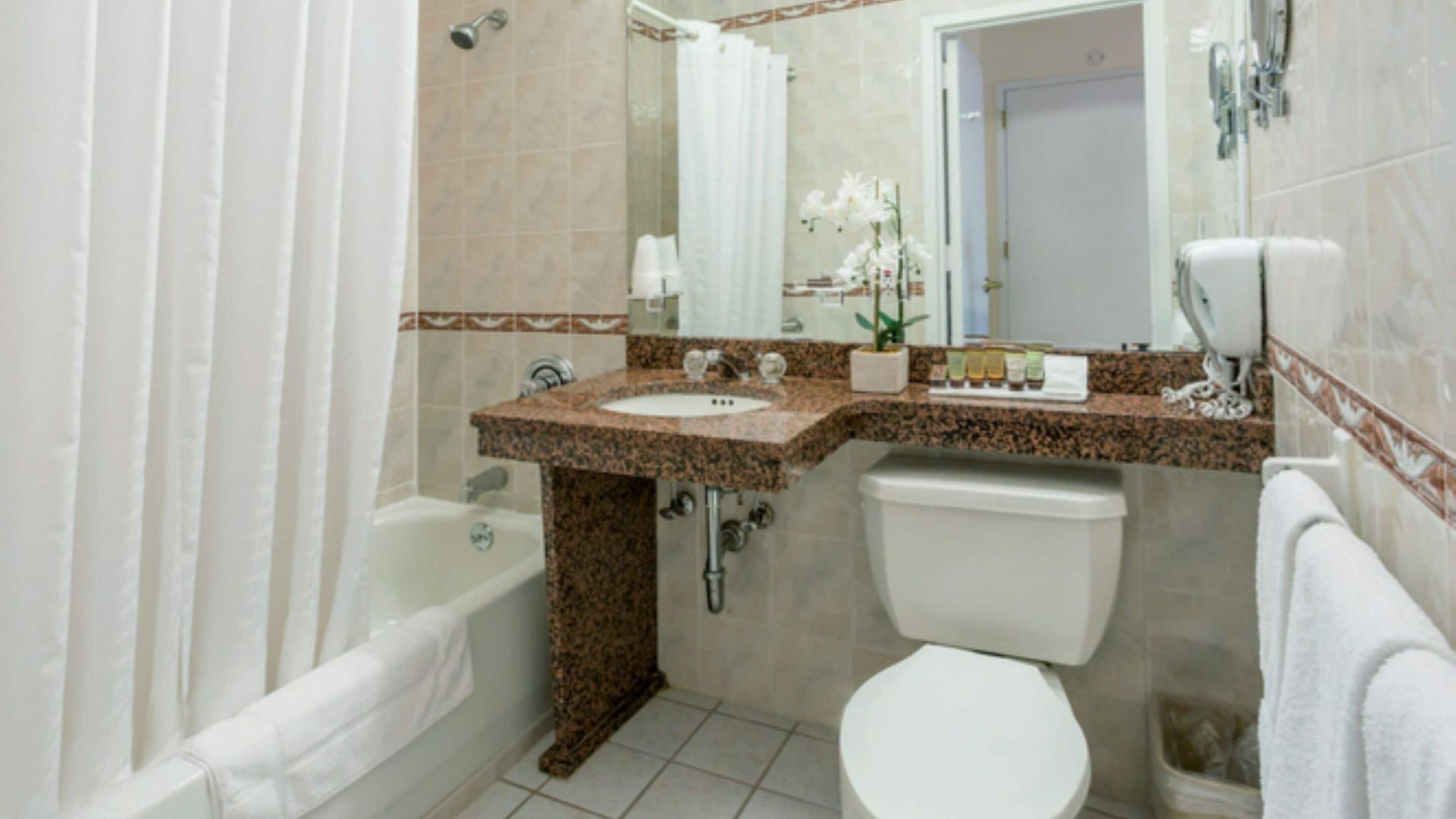 Chelsea Savoy 3*
