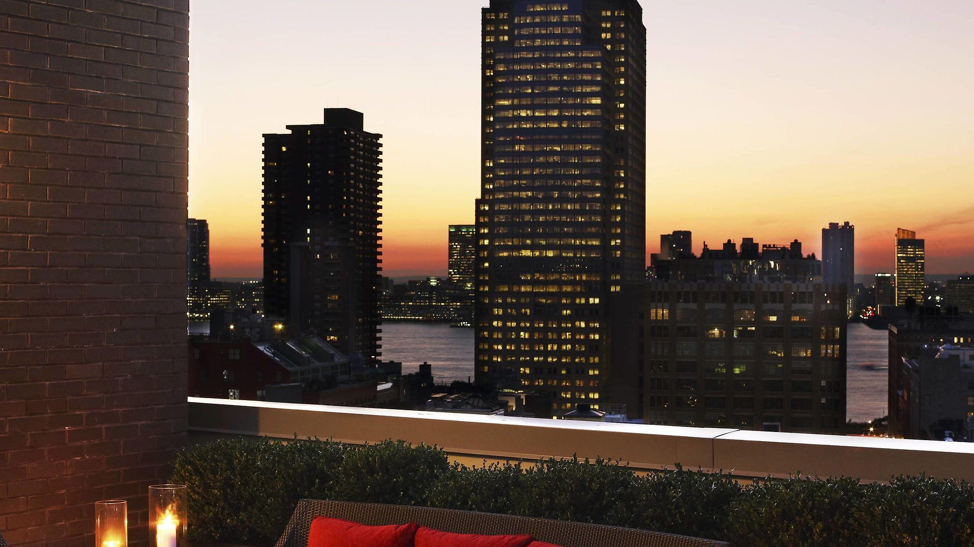 Sheraton Tribeca 4*