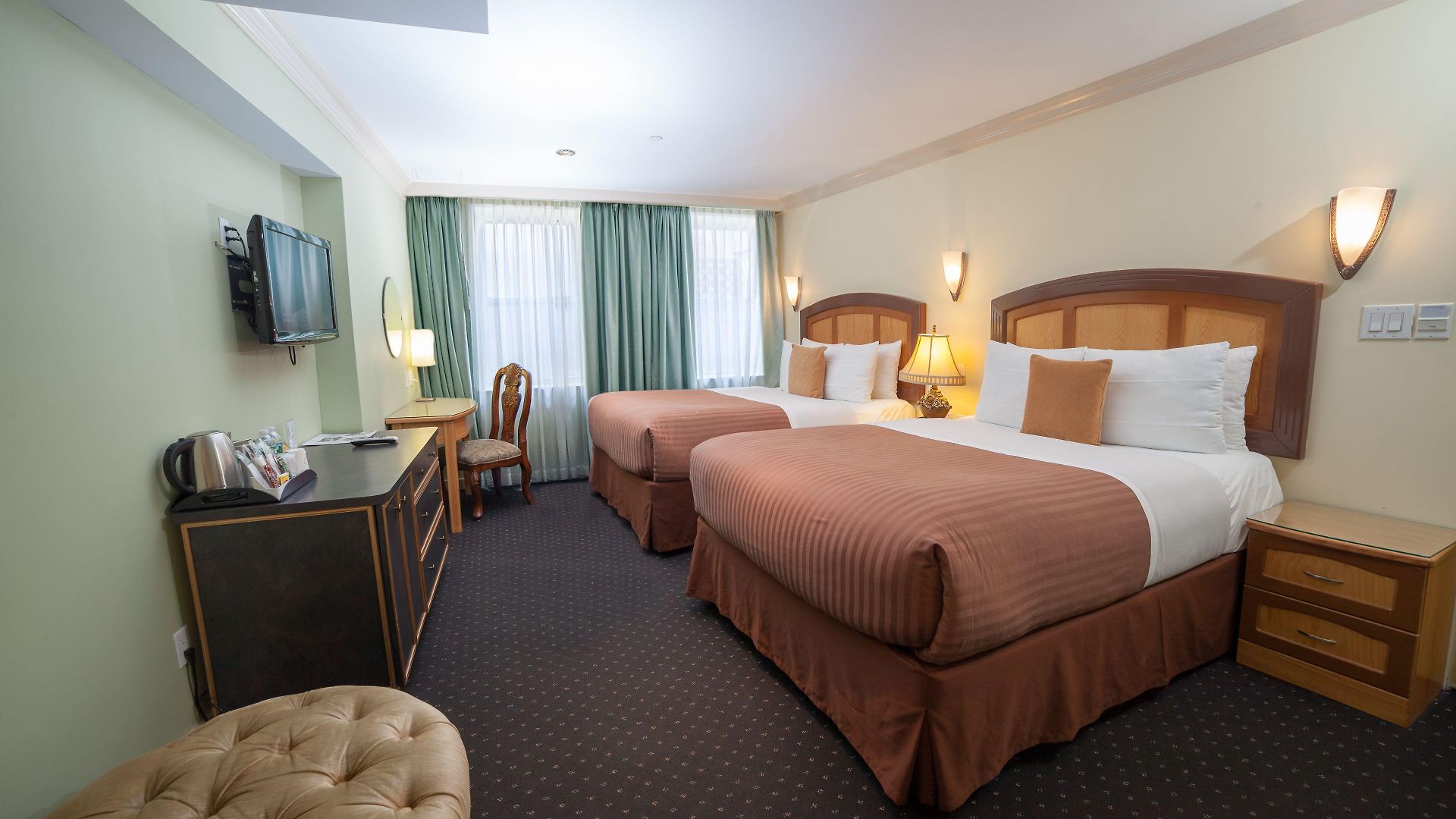 Mulberry Hotel 3*