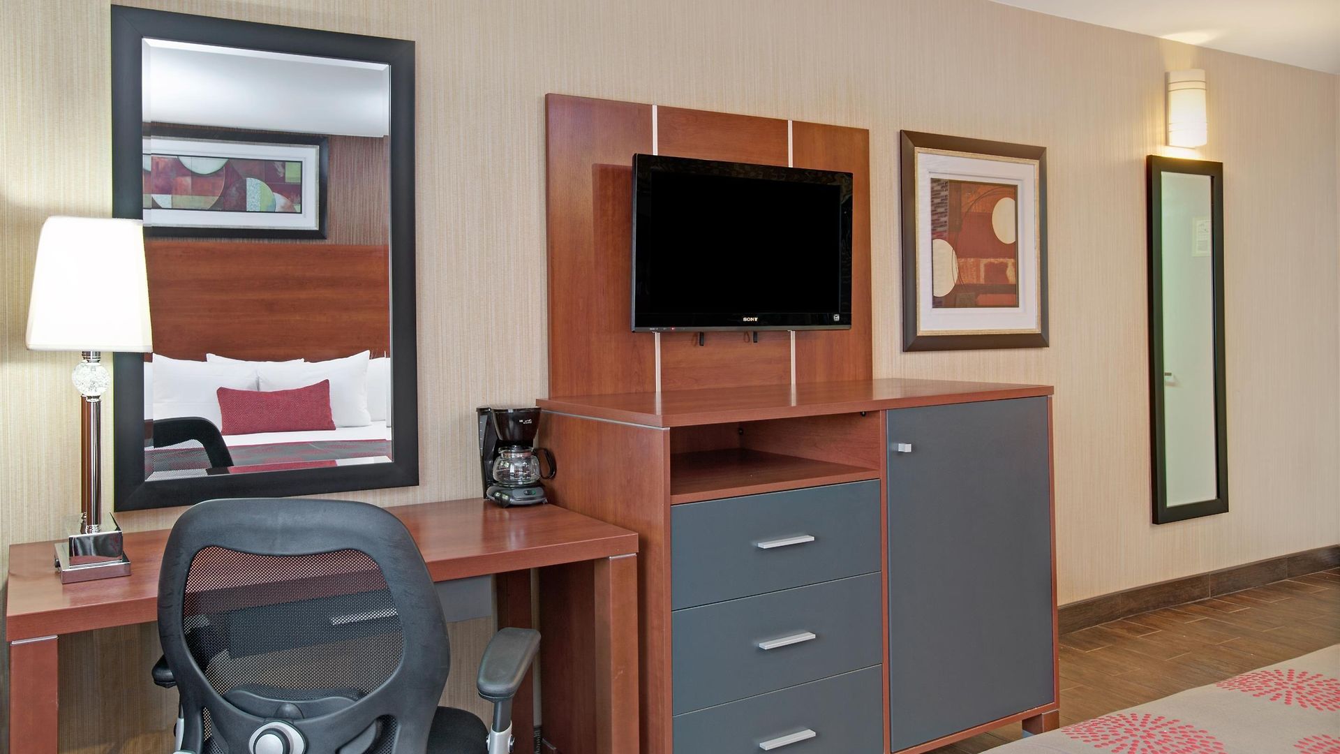 Ramada By Wyndham Staten Island New York
