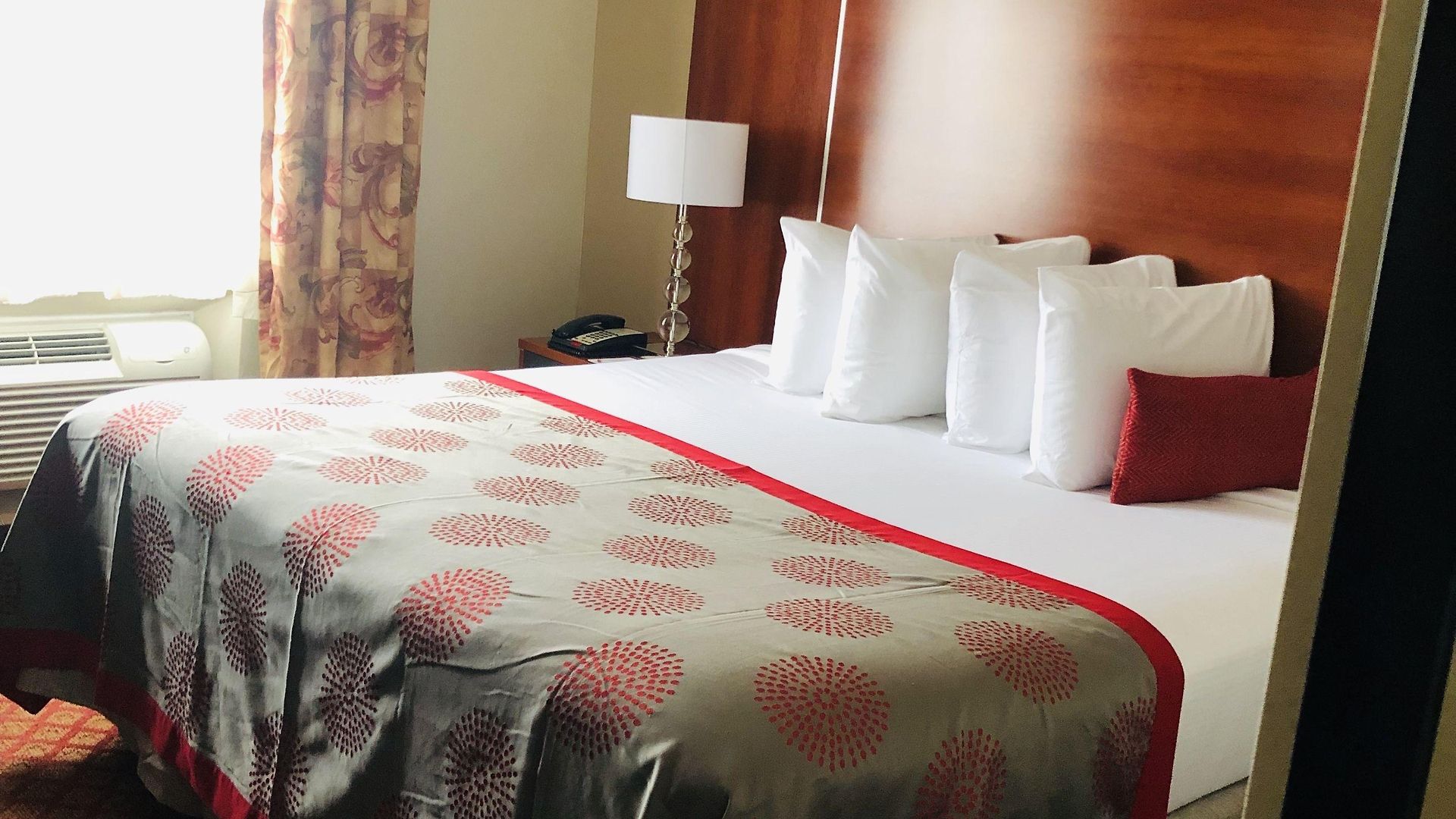 Hotel Ramada By Wyndham Staten Island New York