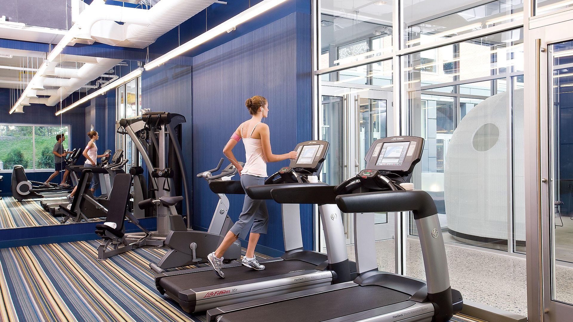 Aloft By Marriott Harlem Hotel
