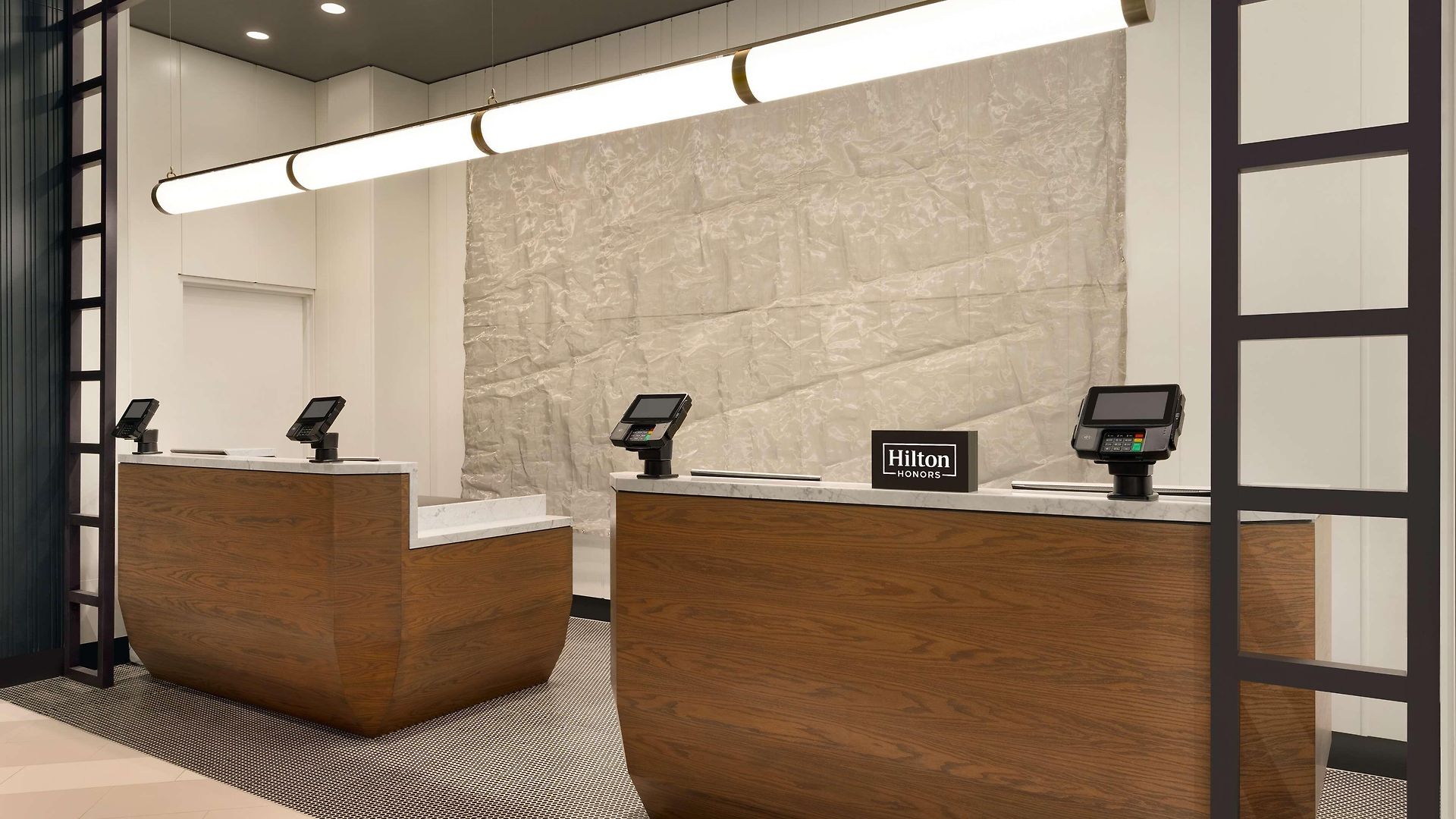 Doubletree By Hilton Downtown 4*