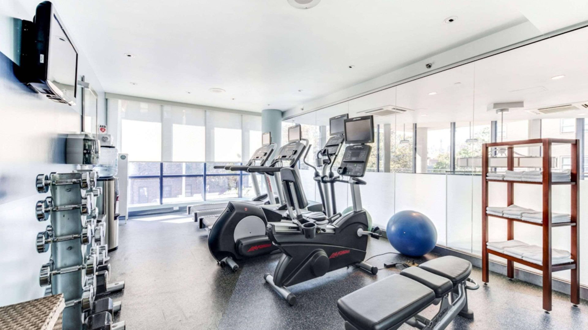 Vista Lic Hotel, Premier Collection By Western 3*