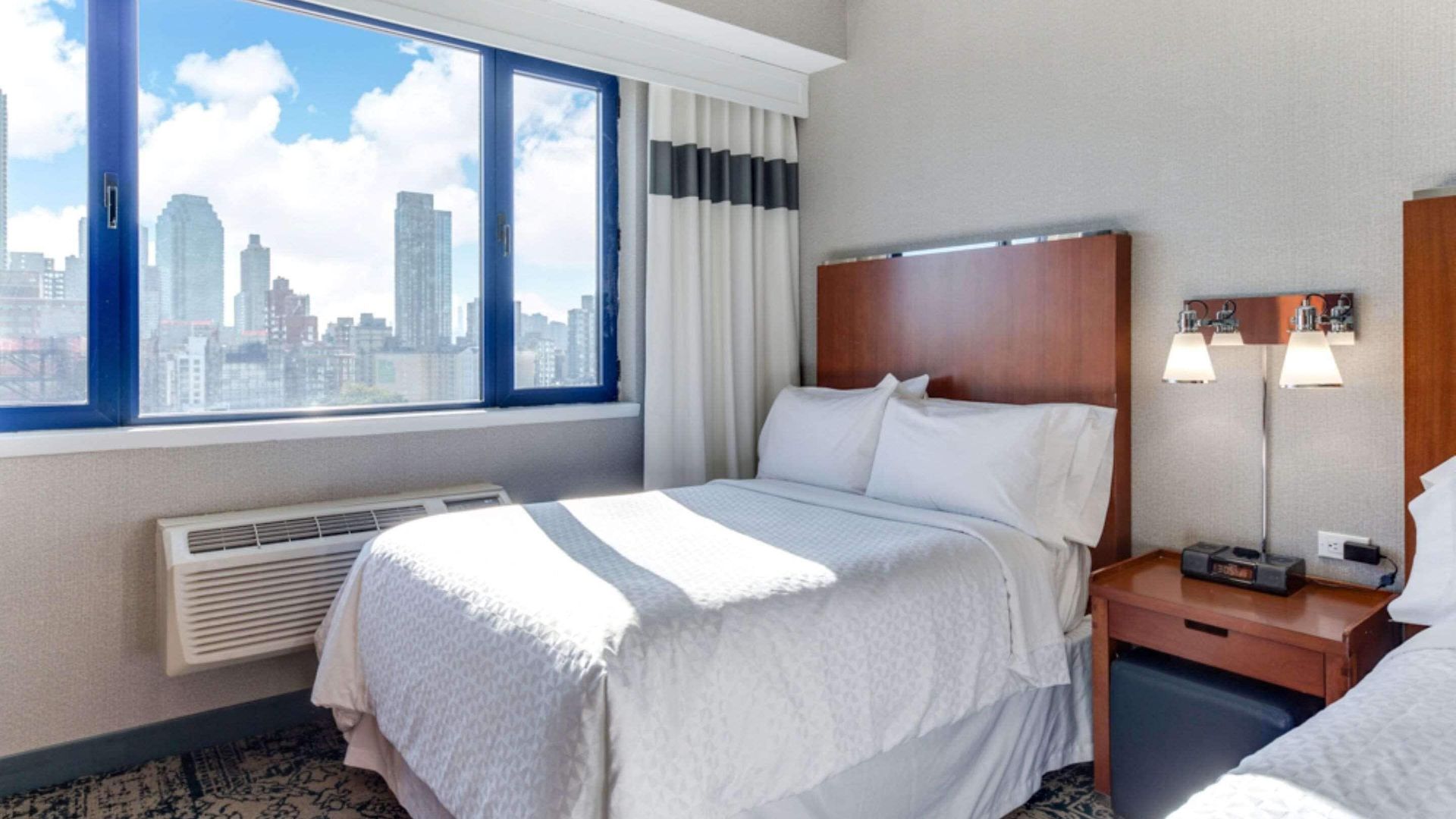 Vista Lic Hotel, Premier Collection By Western Hotel New York